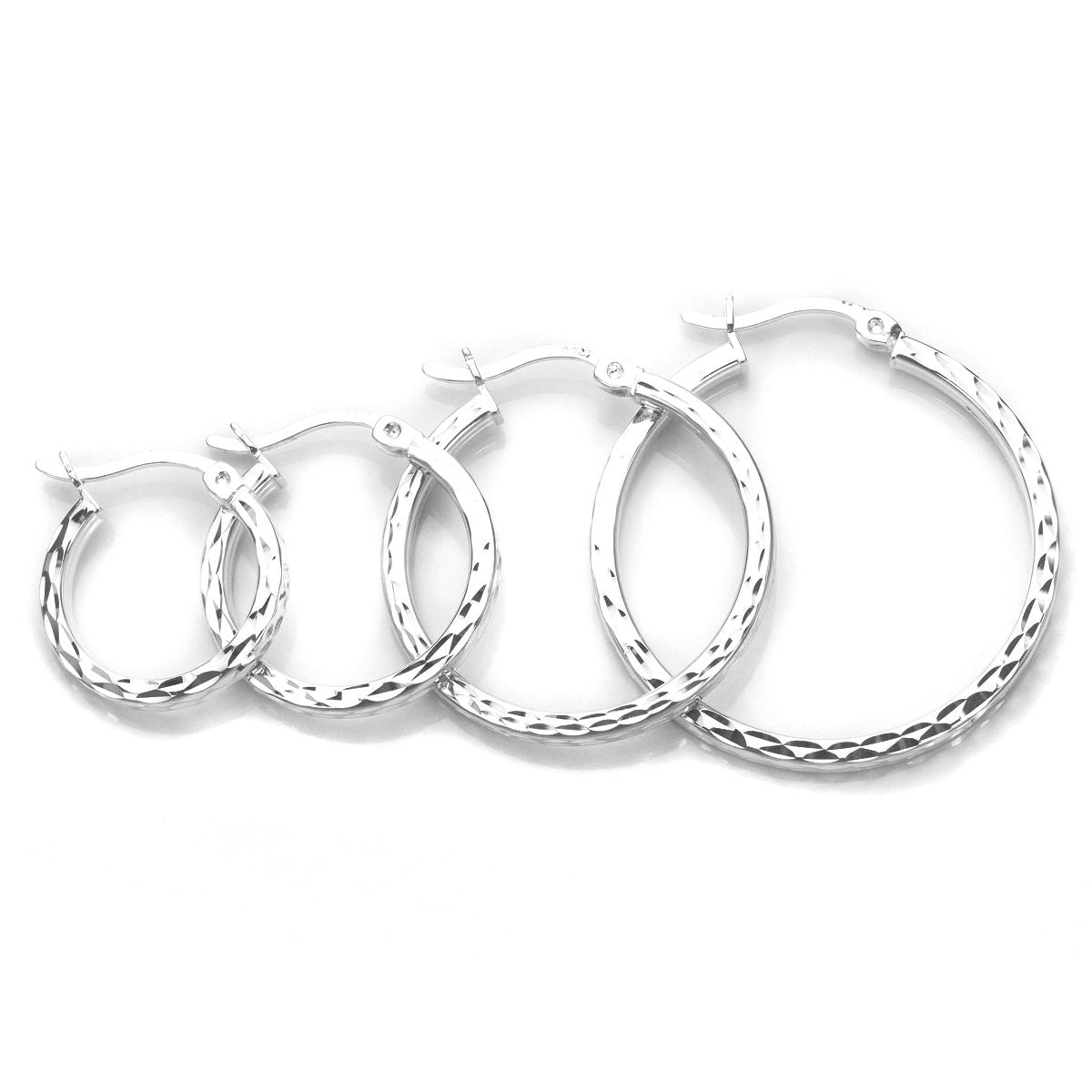 Boucles d'oreilles créoles carrées en argent sterling taille diamant