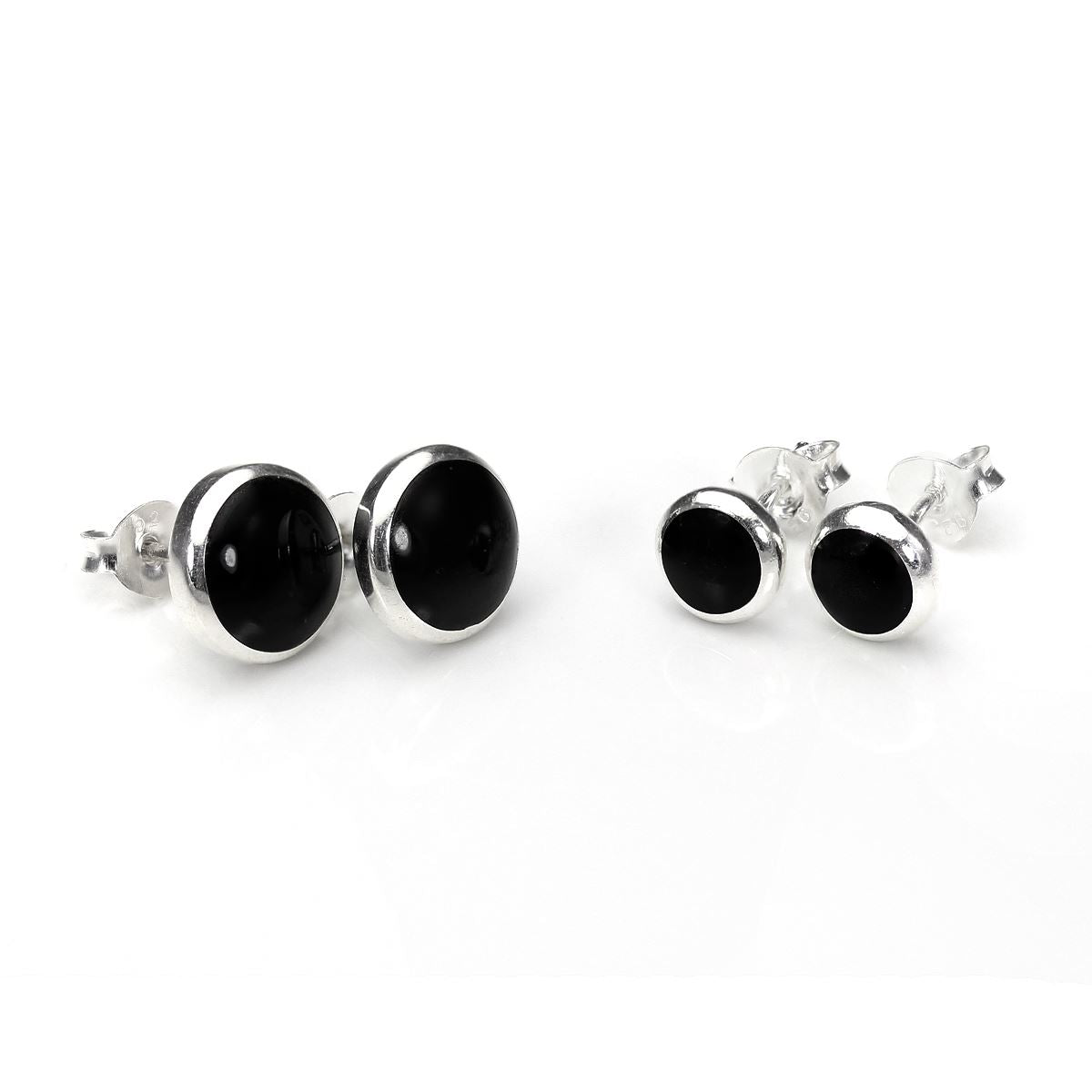 Boucles d'oreilles à tige en argent sterling et onyx