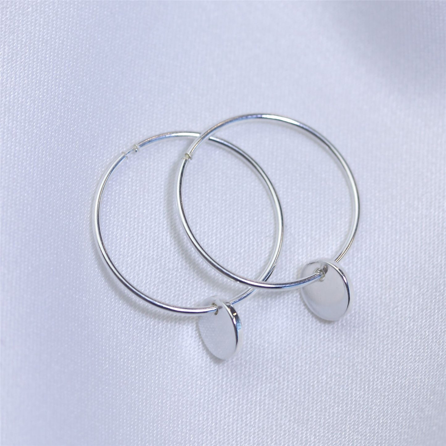Boucles d'oreilles créoles à breloques rondes en argent sterling de 10 à 22 mm