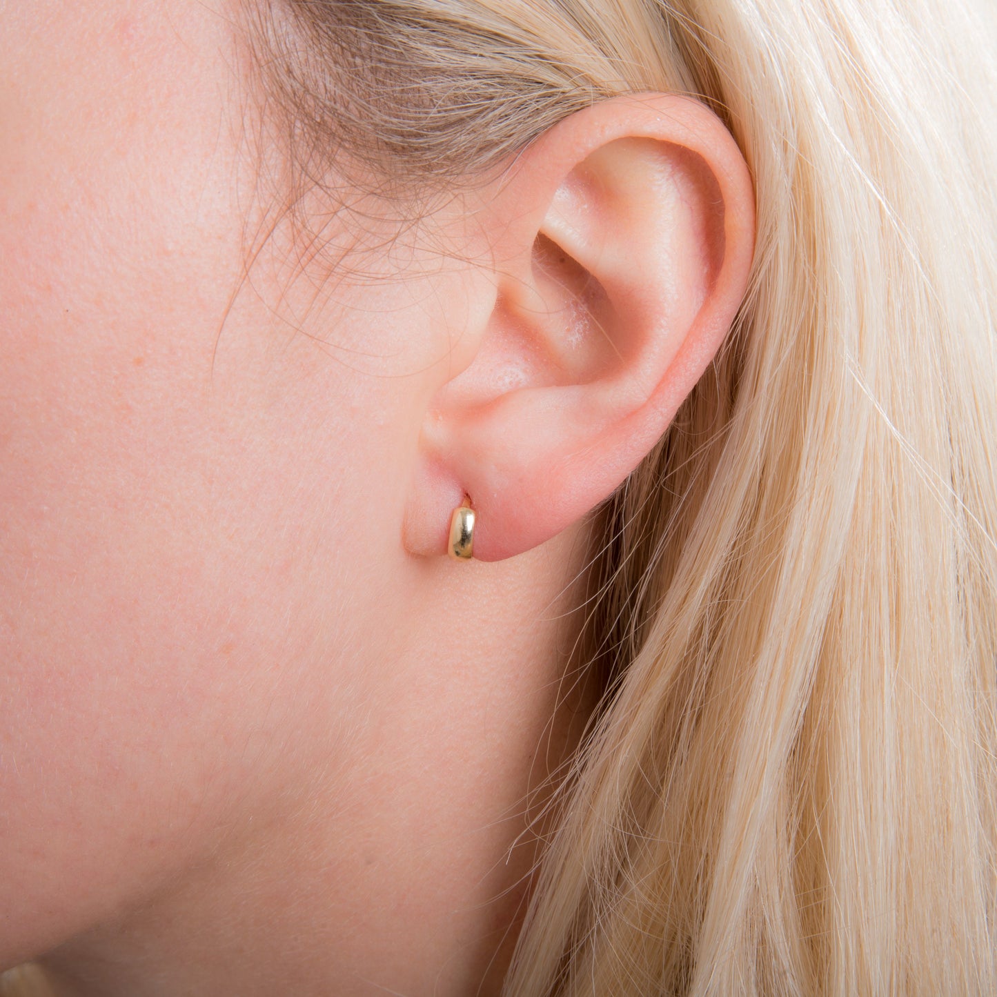 Boucles d'oreilles créoles en or 9 carats