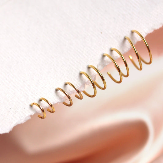 Boucles d'oreilles créoles ouvertes en argent sterling plaqué or de 8 à 16 mm