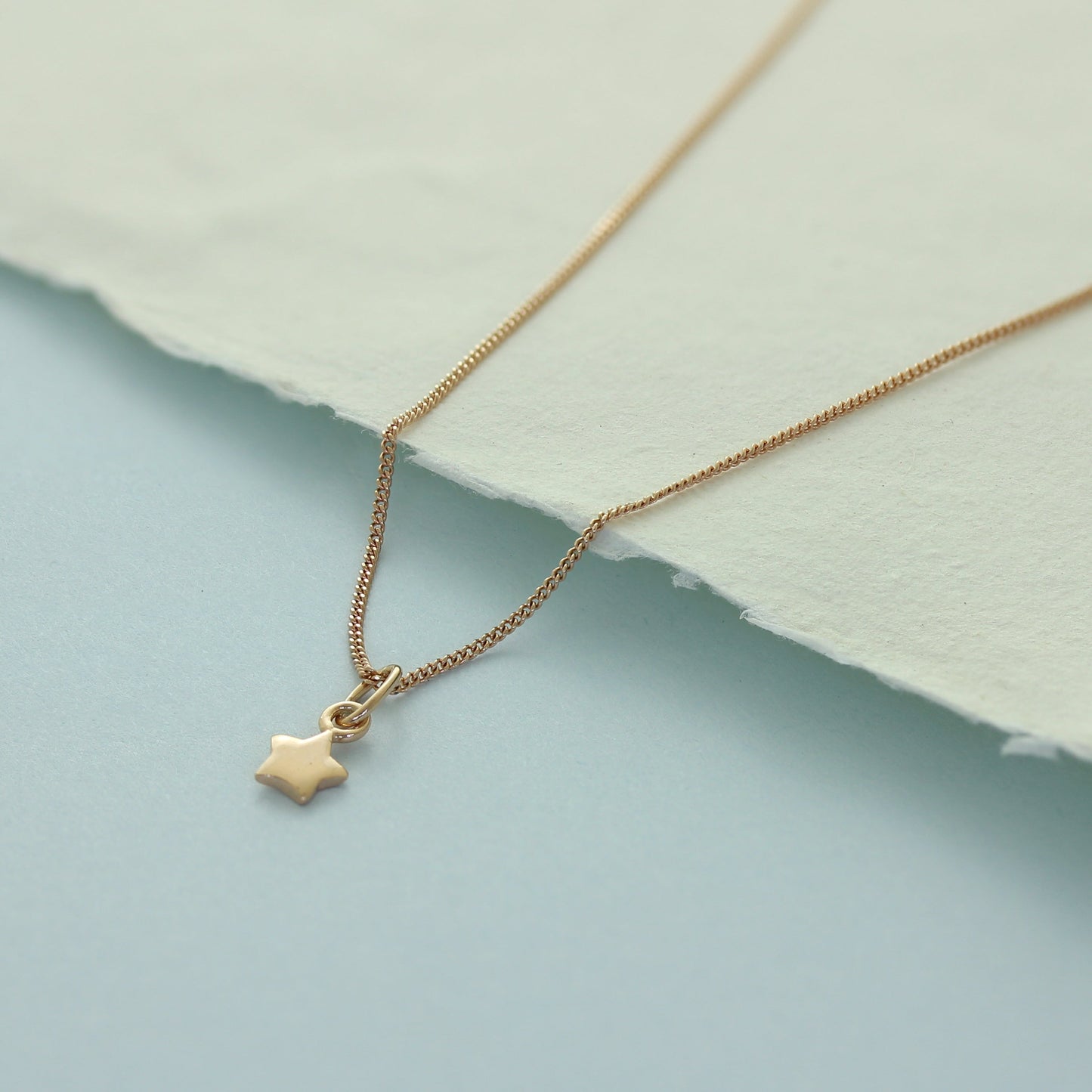 Collier en argent sterling plaqué or rose avec petite étoile de 35 à 81 cm