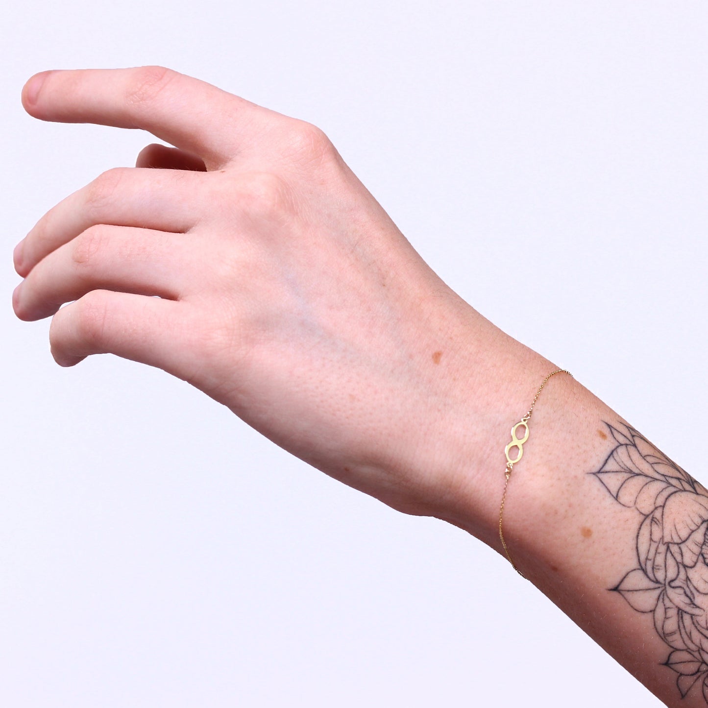 Bracelet extensible Infinity en or fin 9 carats de 19 cm