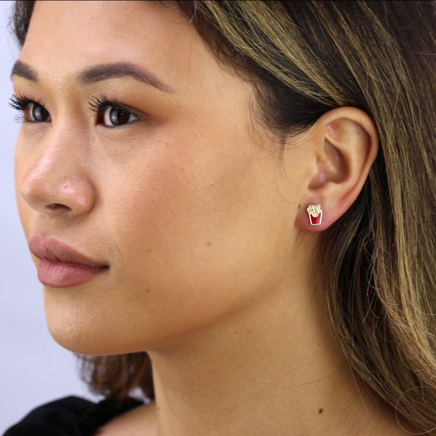 Boucles d'oreilles à tige en argent sterling et émail en forme de frites
