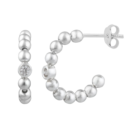 Boucles d'oreilles créoles ouvertes en argent sterling avec perles en oxyde de zirconium transparent