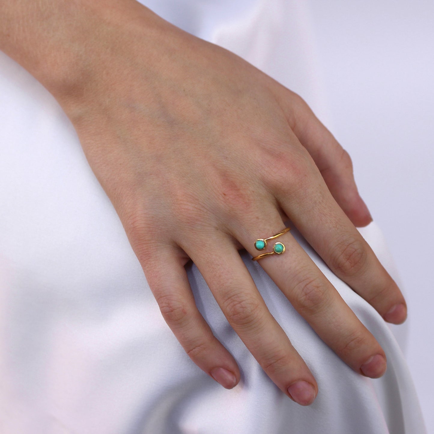 Bague ajustable en argent sterling plaqué or et fausse turquoise