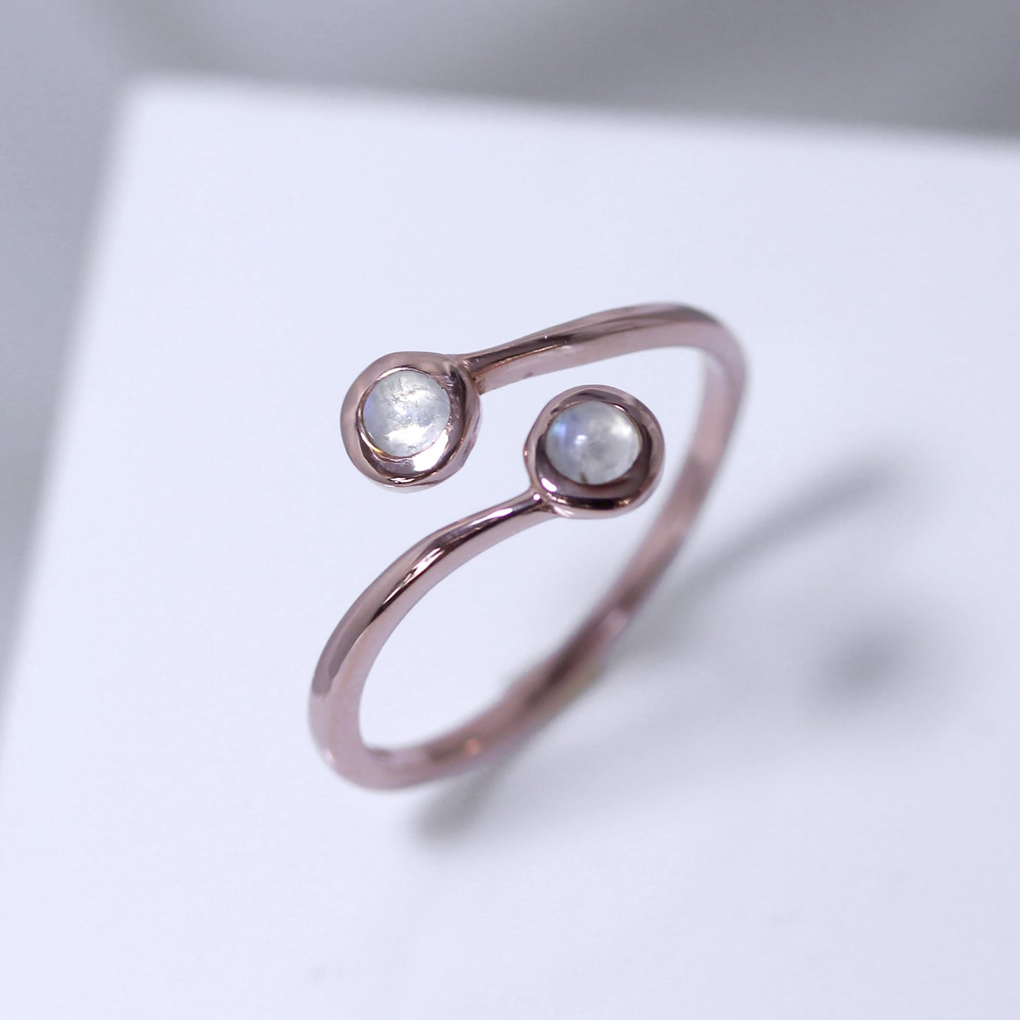 Bague ajustable en argent sterling plaqué or rose et pierre de lune