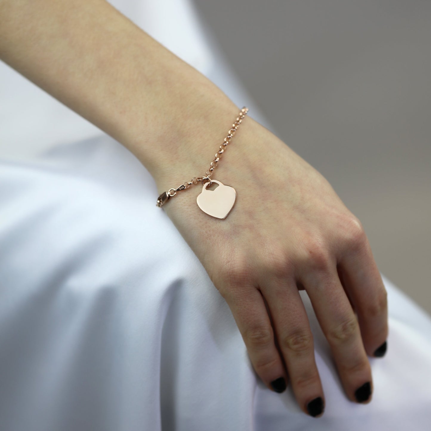 Bracelet en argent sterling plaqué or rose de 18 cm avec cadenas gravé en forme de cœur