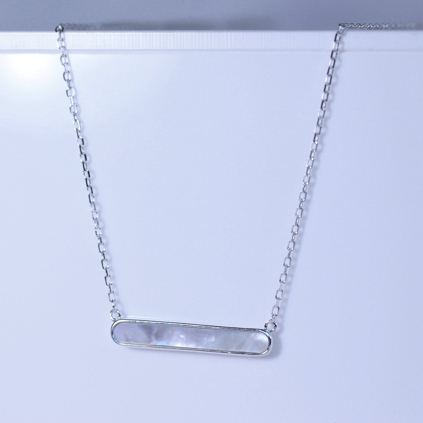 Collier en argent sterling avec barre en nacre de 45,7 cm