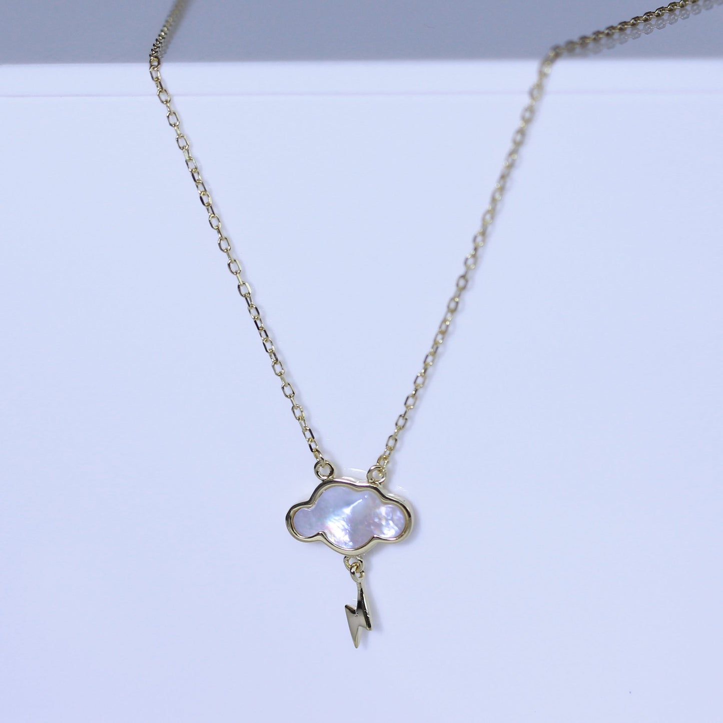 Collier éclair en argent sterling plaqué or et nacre