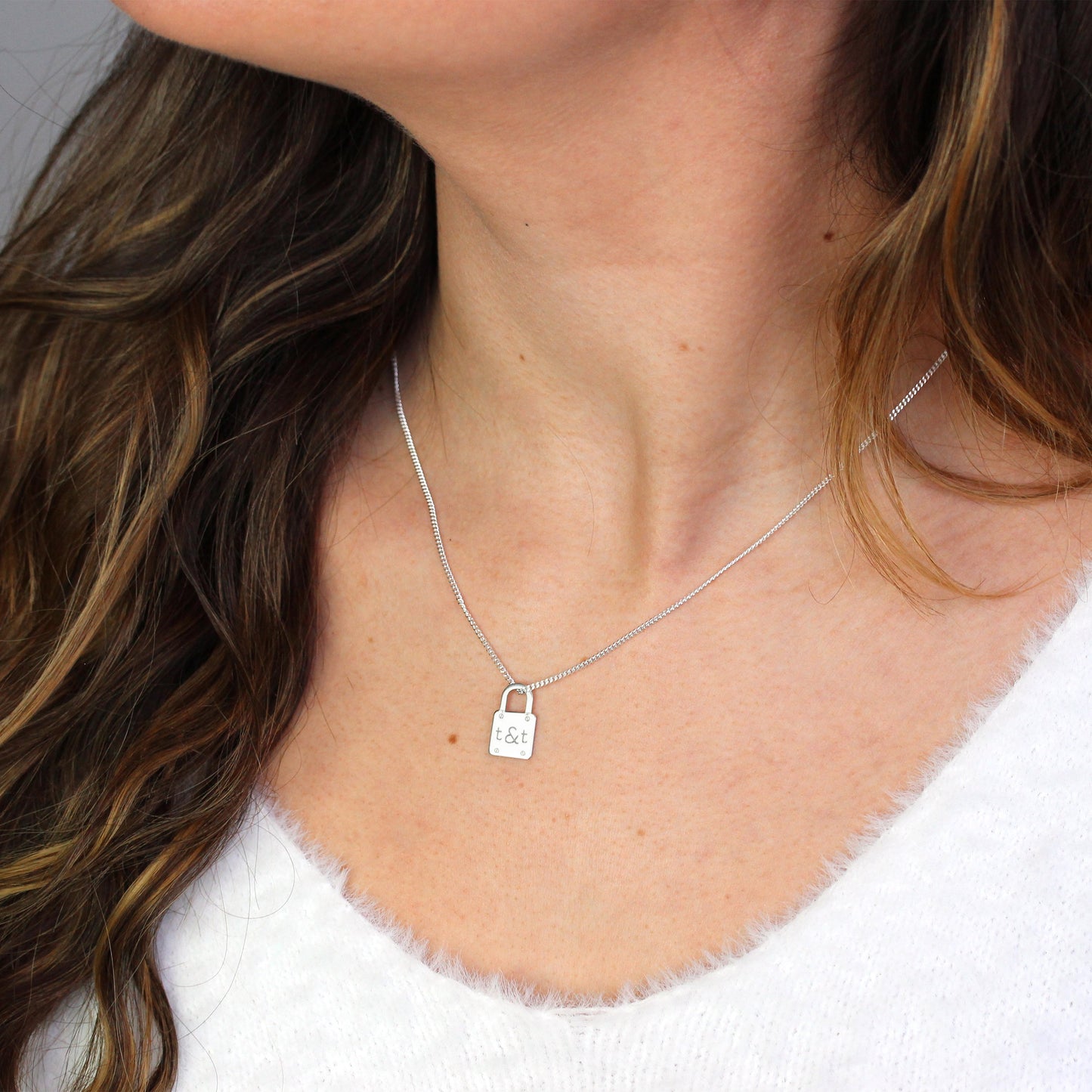 Collier cadenas sur mesure en argent sterling avec initiales, 40 à 71 cm