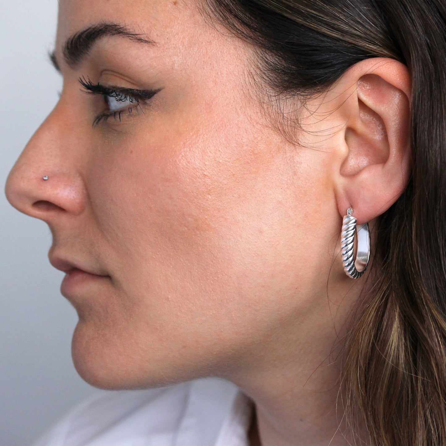 Boucles d'oreilles créoles ovales torsadées en argent sterling