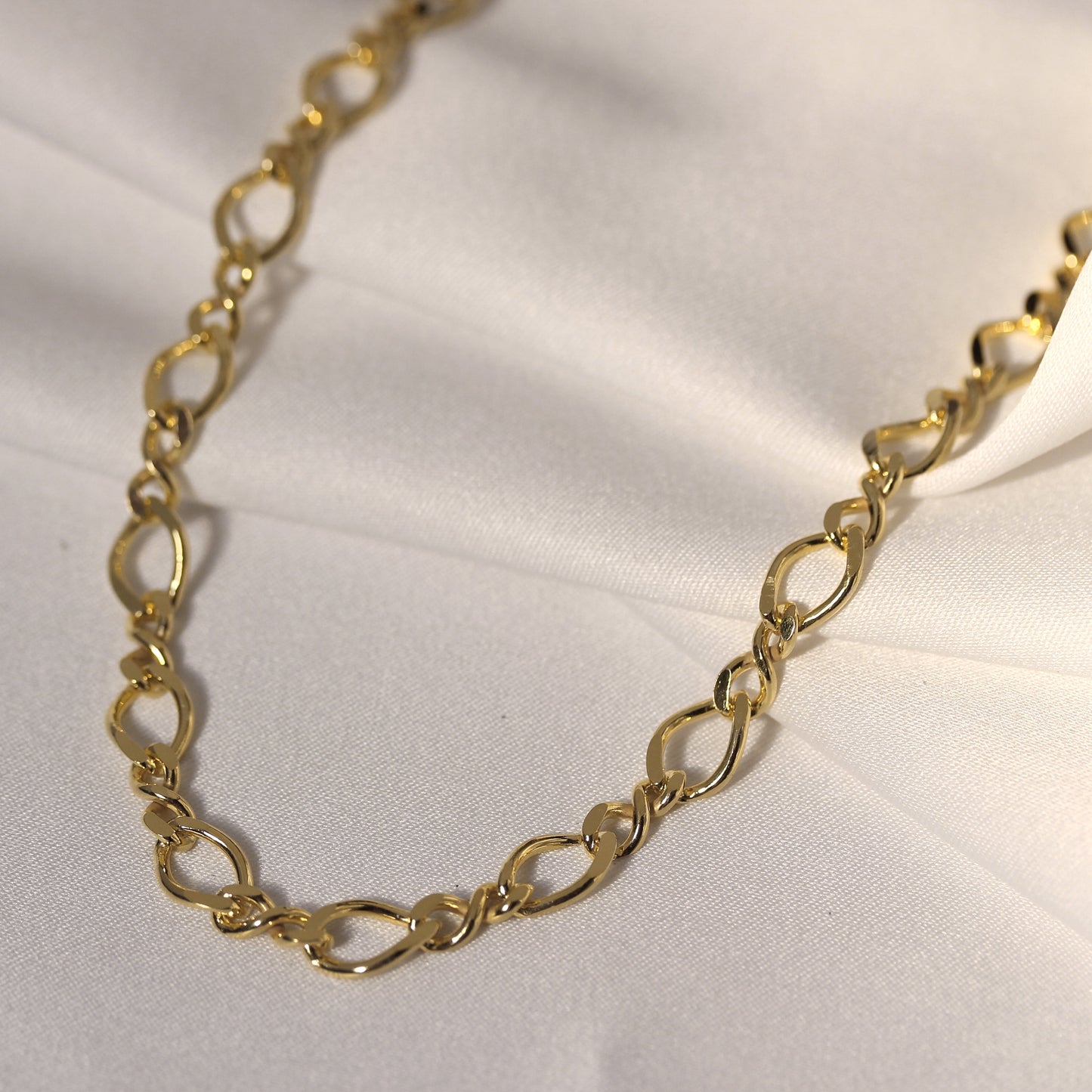 Collier à maillons torsadés Figaro en argent sterling plaqué or de 40 à 45 cm