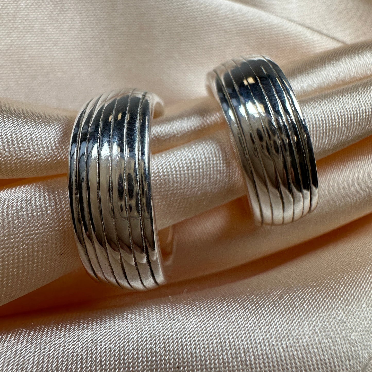 Boucles d'oreilles créoles épaisses en argent sterling de 20 mm avec doublure creuse