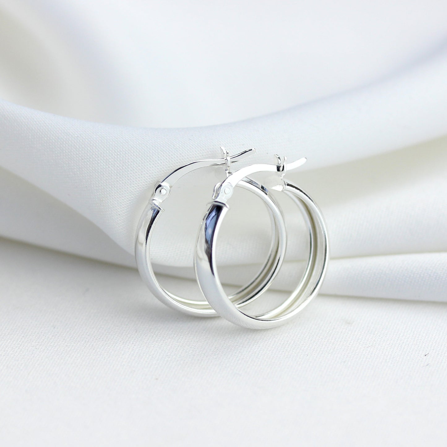 Boucles d'oreilles créoles épaisses en argent sterling de 20 mm