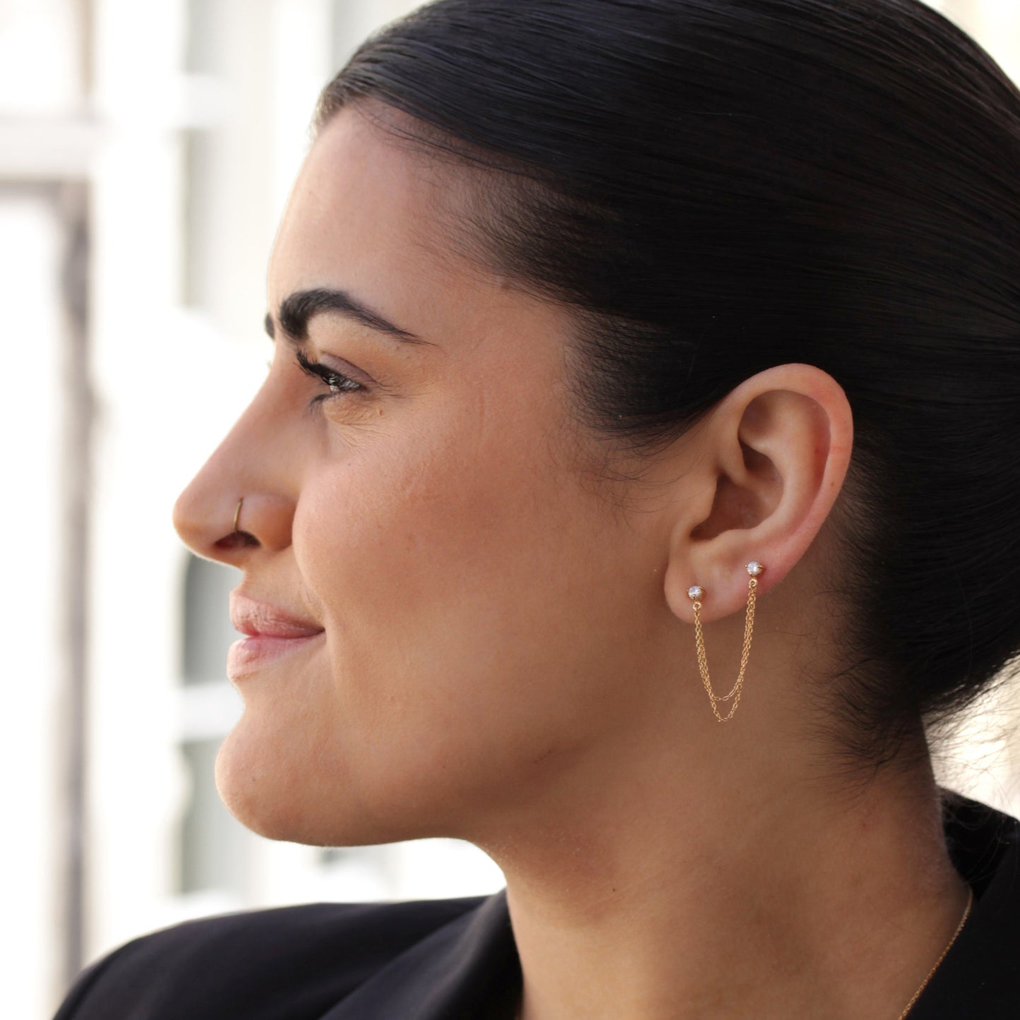 Boucles d'oreilles à tige en argent sterling plaqué or avec double chaîne et zircones cubiques