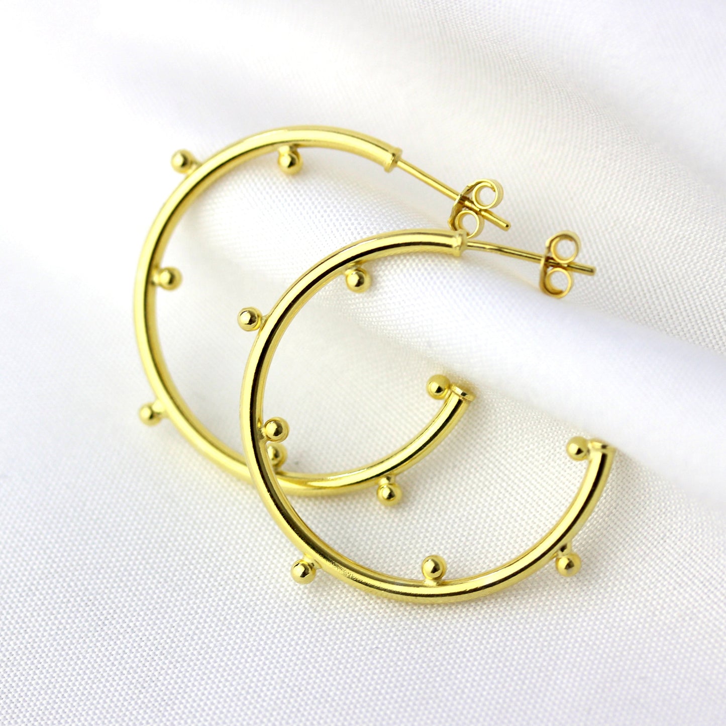 Boucles d'oreilles créoles ouvertes en argent sterling plaqué or de 30 mm