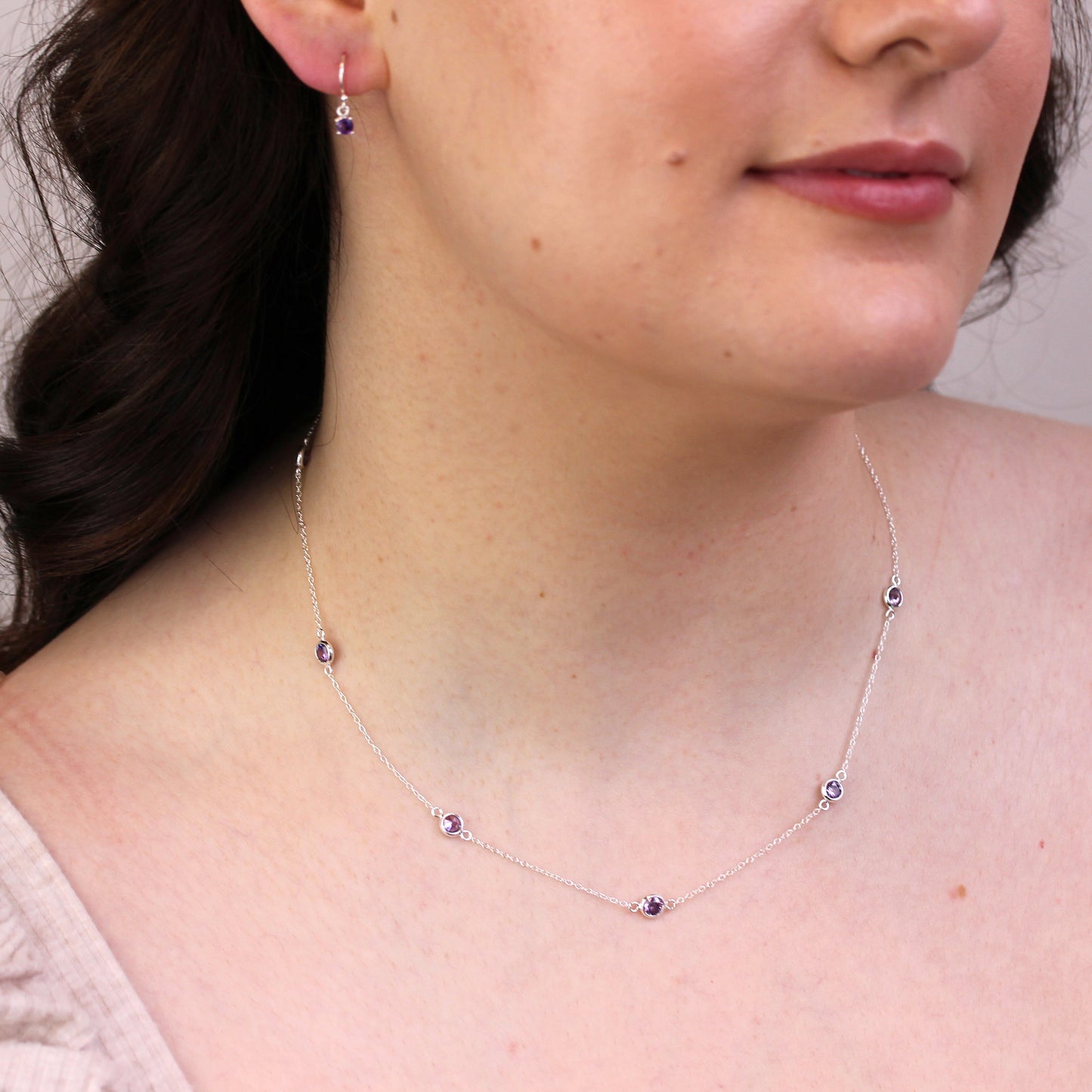 Collier en argent sterling avec améthyste et zircone cubique, pierre de naissance de février