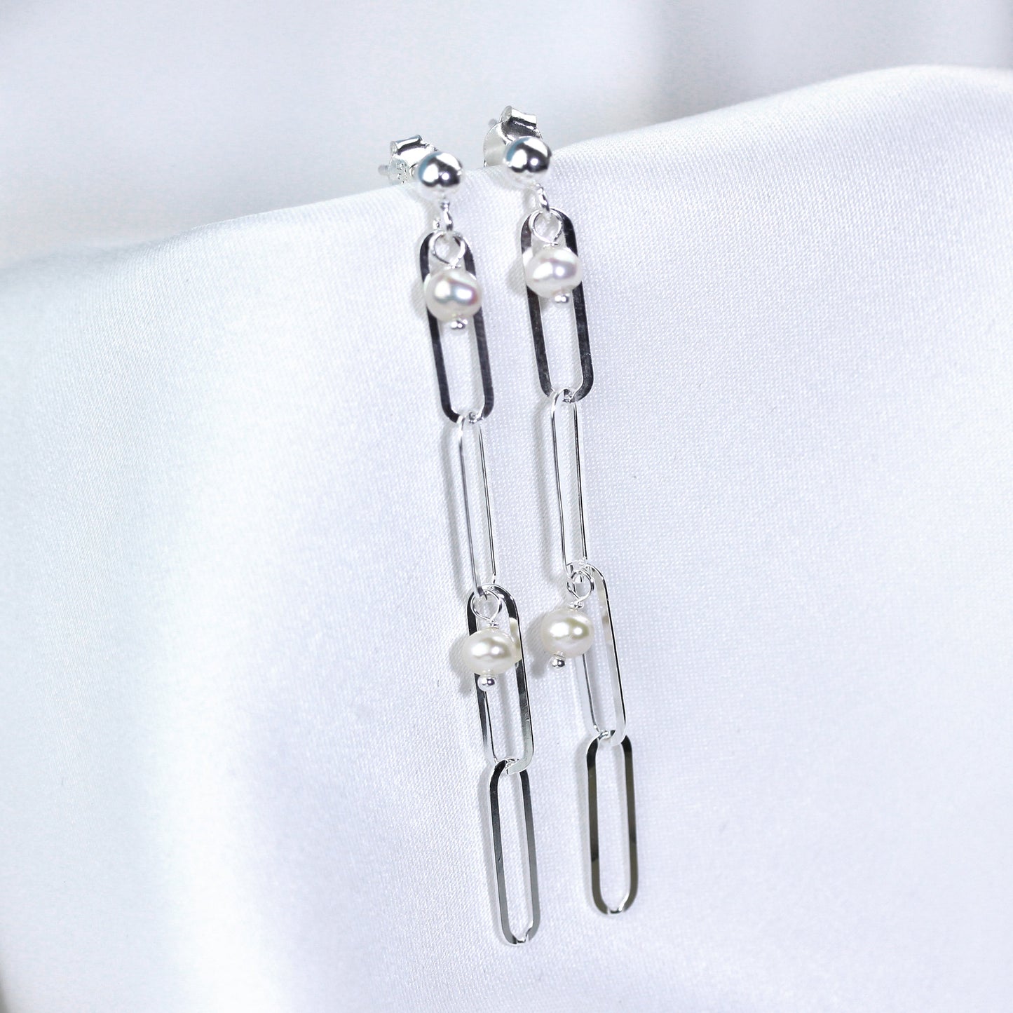Boucles d'oreilles à tige en argent sterling avec perles d'eau douce