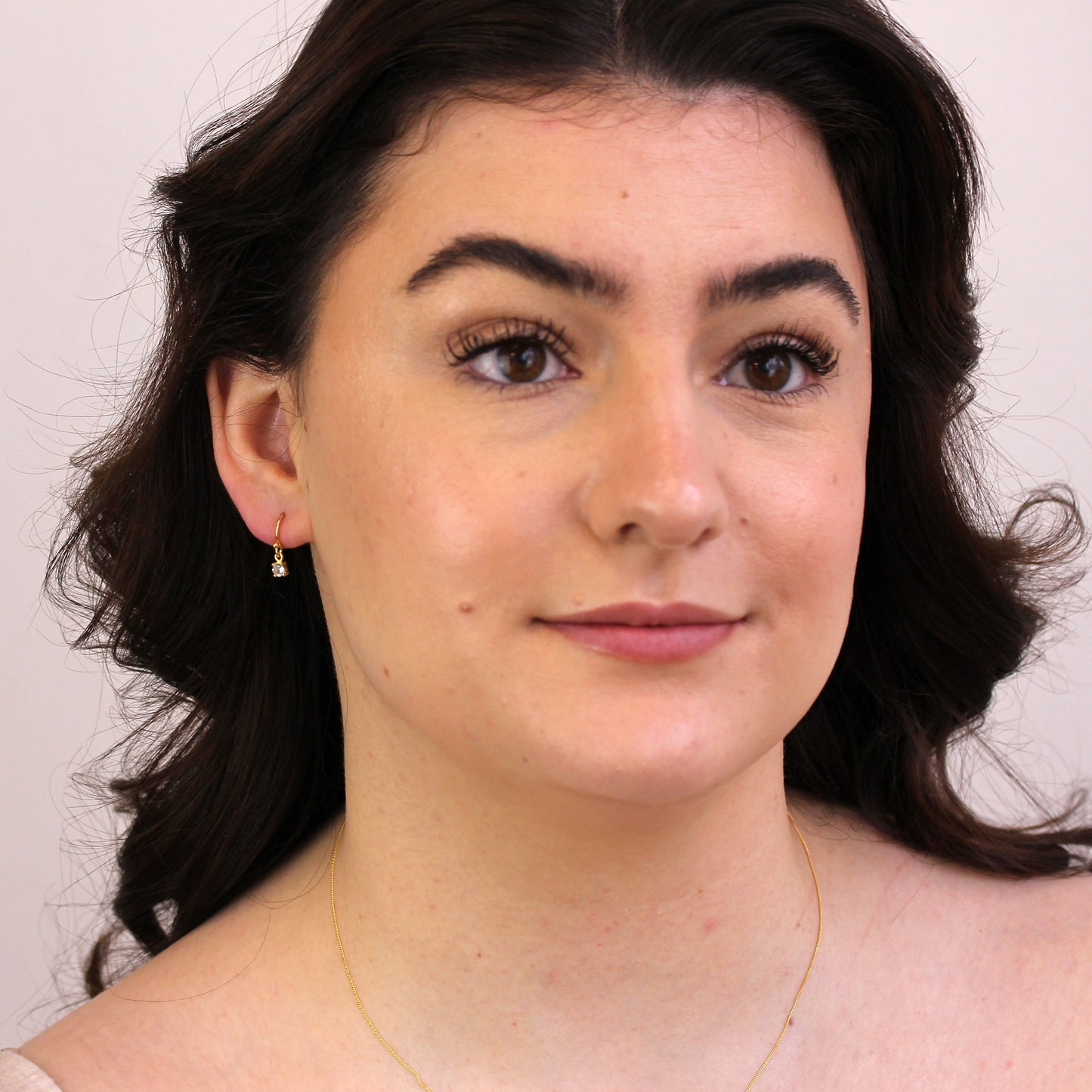 Boucles d'oreilles pendantes en argent sterling plaqué or et zircone cubique aigue-marine de mars