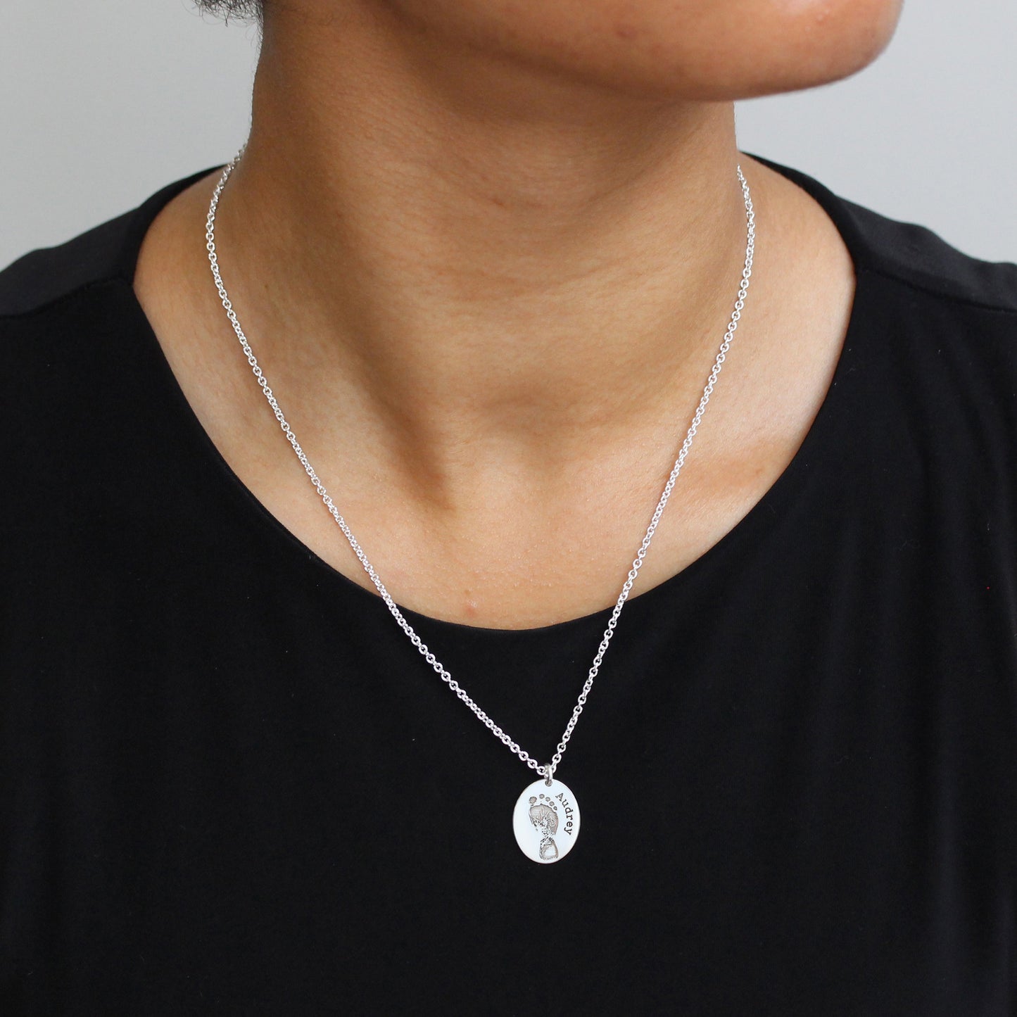 Collier ovale en argent sterling avec empreinte de pied, 40 à 61 cm