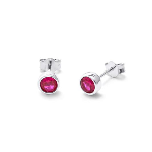Boucles d'oreilles à tige en argent sterling avec rubis et zircone cubique de juillet sur 4 mm