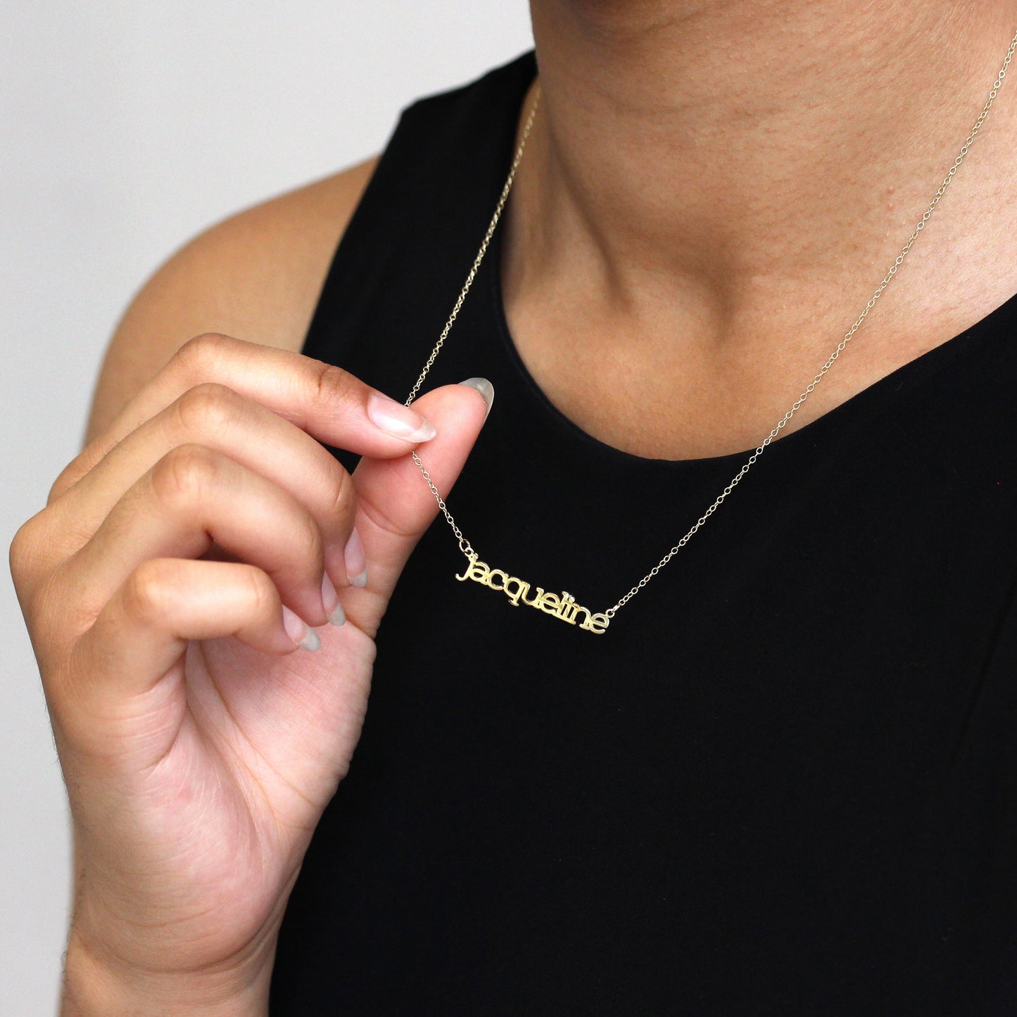 Collier personnalisé avec nom en or 9 carats