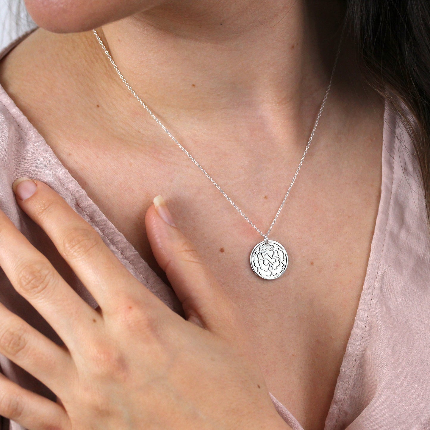 Collier en argent sterling avec fleur d'œillet et étiquette de 18 mm, 14 à 22 pouces