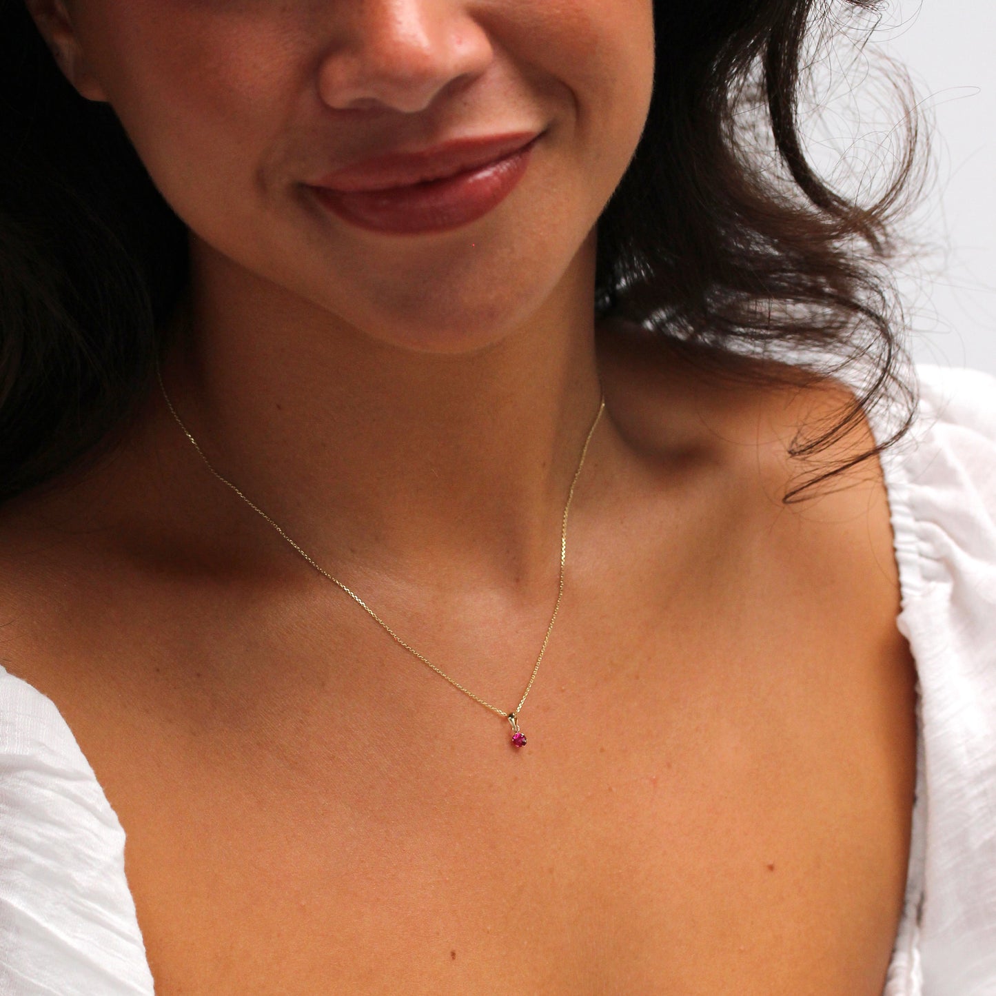 Collier en or 9 carats avec rubis et zircone cubique, 40 à 50 cm