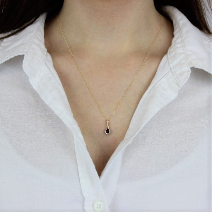 Pendentif en or 9 carats avec améthyste et pierre de naissance de février