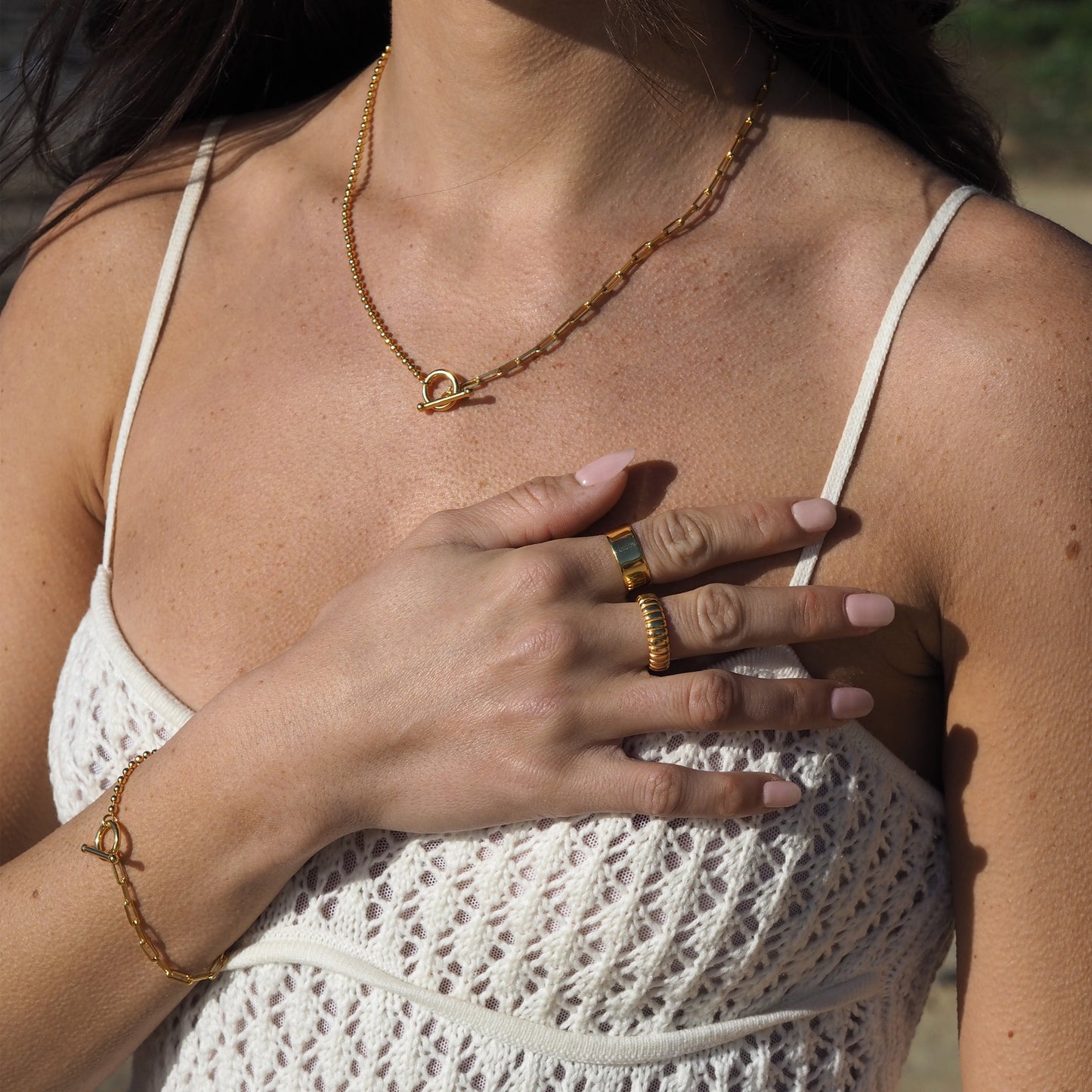 Collier chaîne à billes en argent sterling plaqué or avec barre en T et trombone