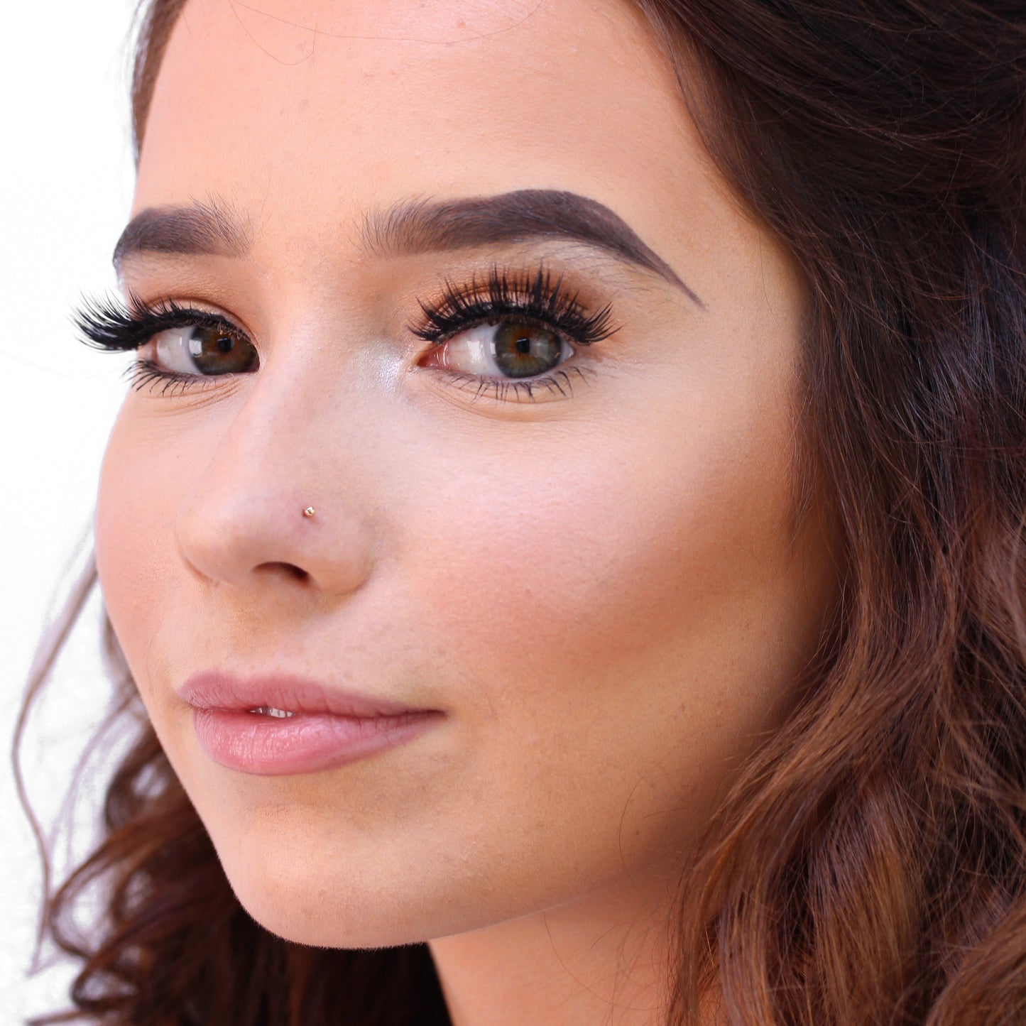 Vis à nez sphérique en or jaune 9 carats de 2 mm