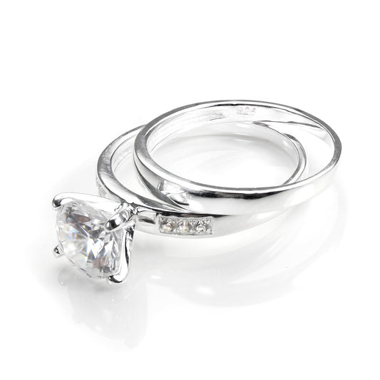 Ensemble bague de fiançailles et alliance en argent sterling et cristal CZ
