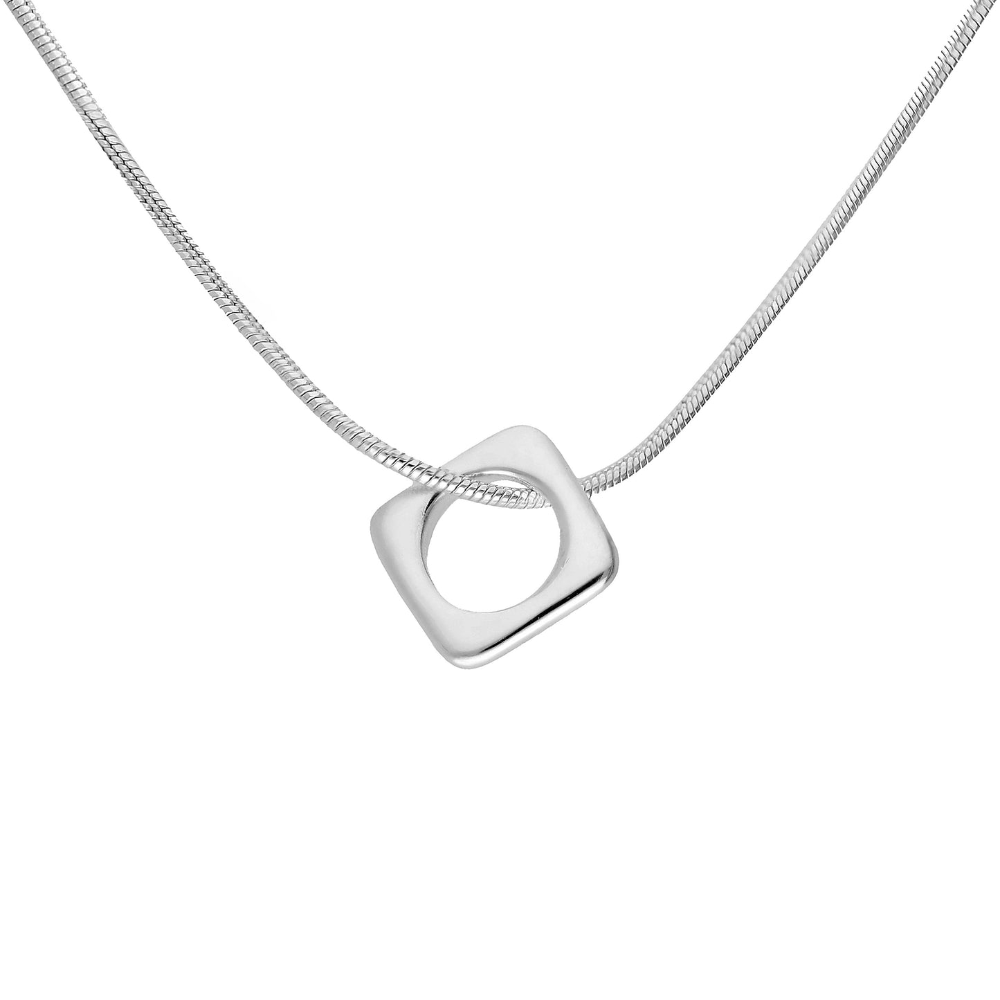 Collier fin avec pendentif carré en argent sterling