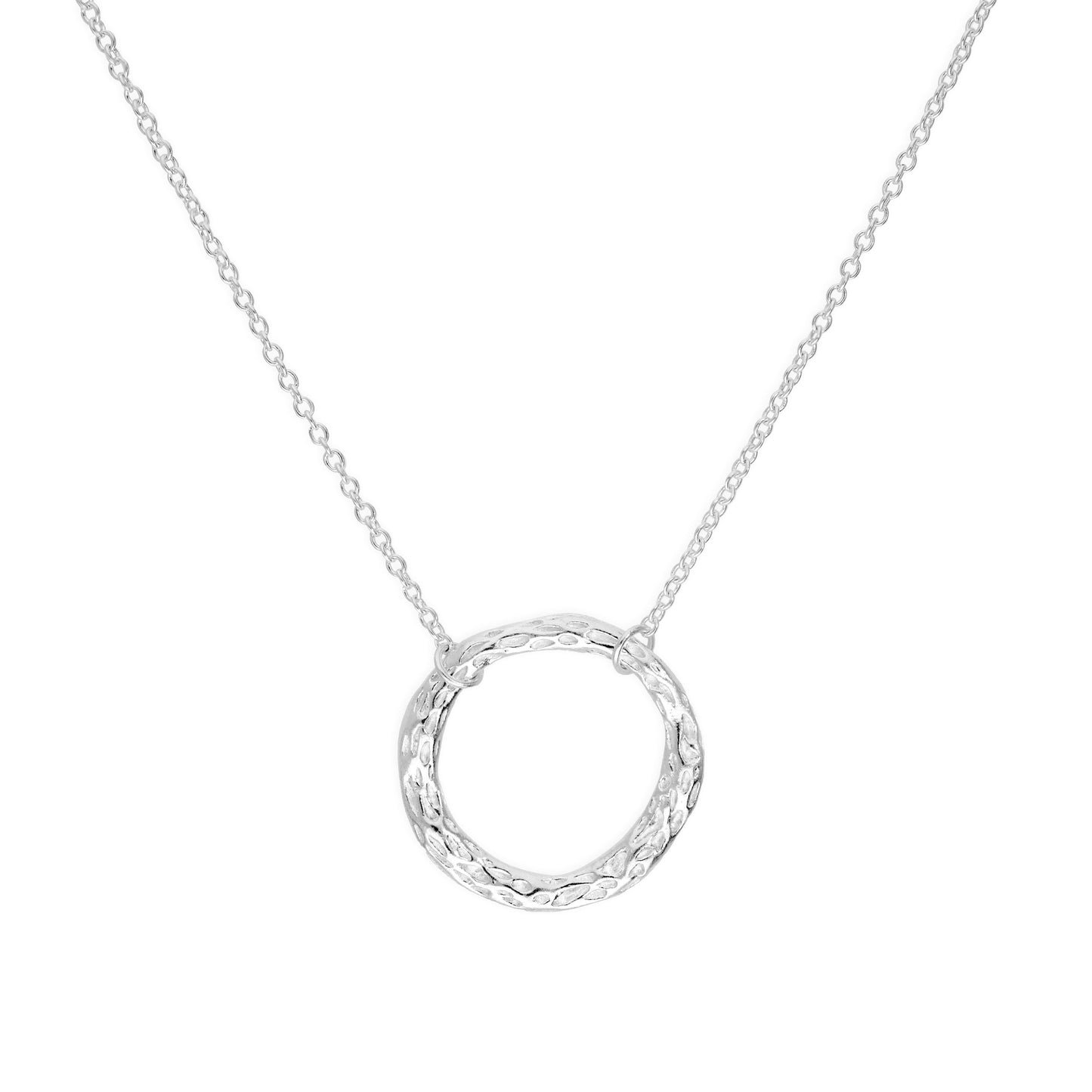 Collier en argent sterling martelé avec anneau Karma sur chaîne de 40 cm
