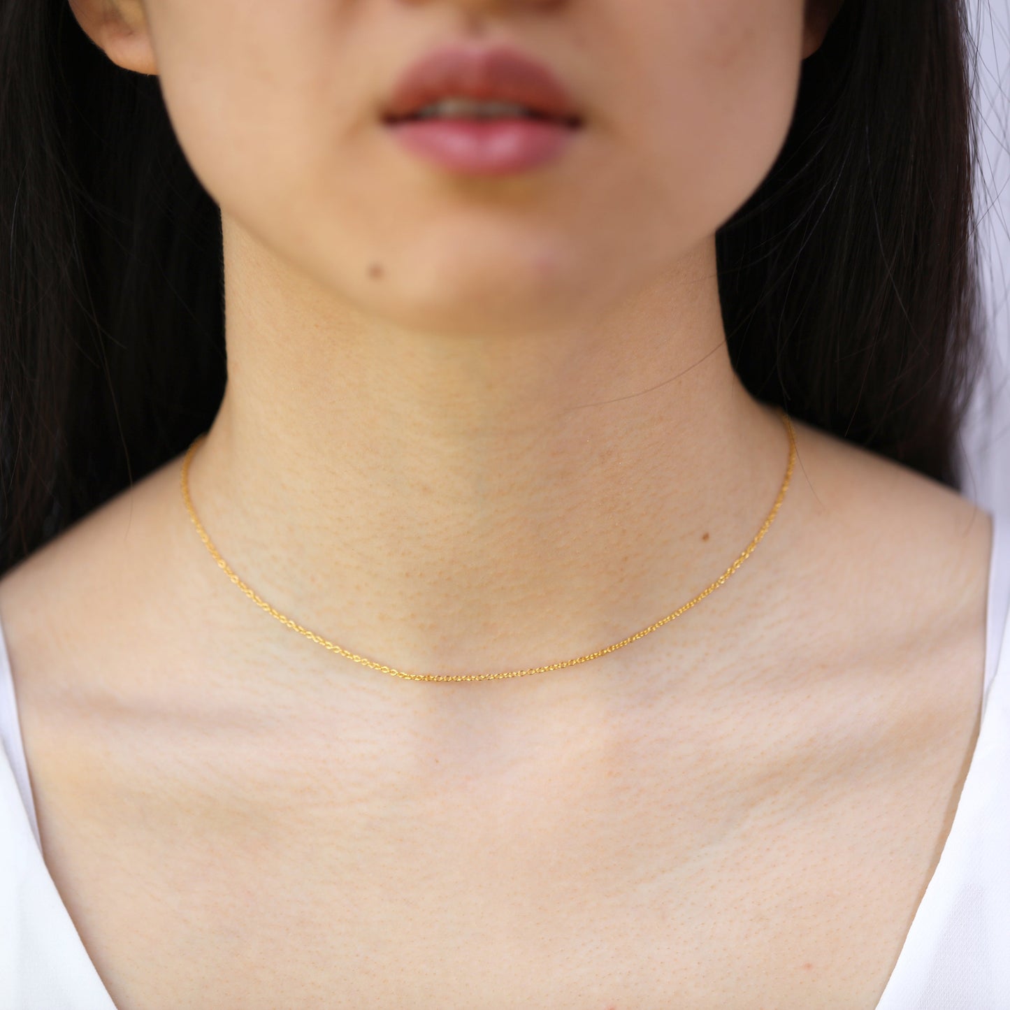 Collier ras du cou réglable en argent sterling plaqué or avec chaîne Belcher de 50 cm et fermoir coulissant à perles