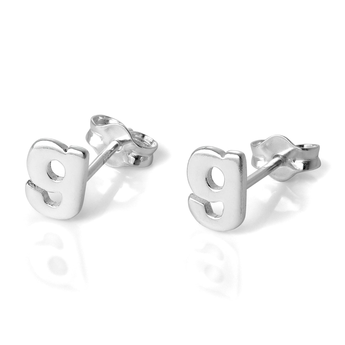 Boucles d'oreilles à tige en argent sterling avec lettres de l'alphabet