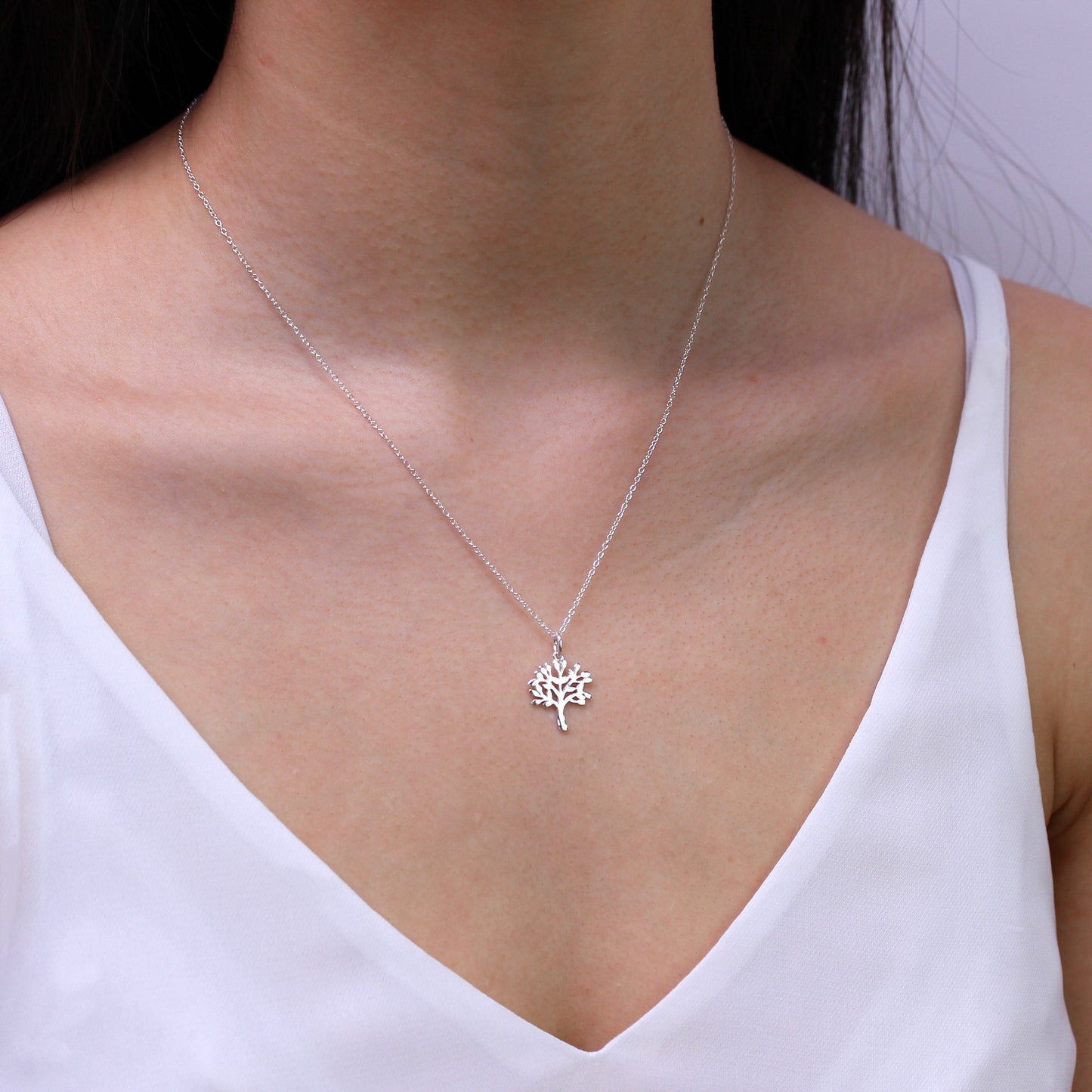 Collier en argent sterling de 45 cm en forme de chêne