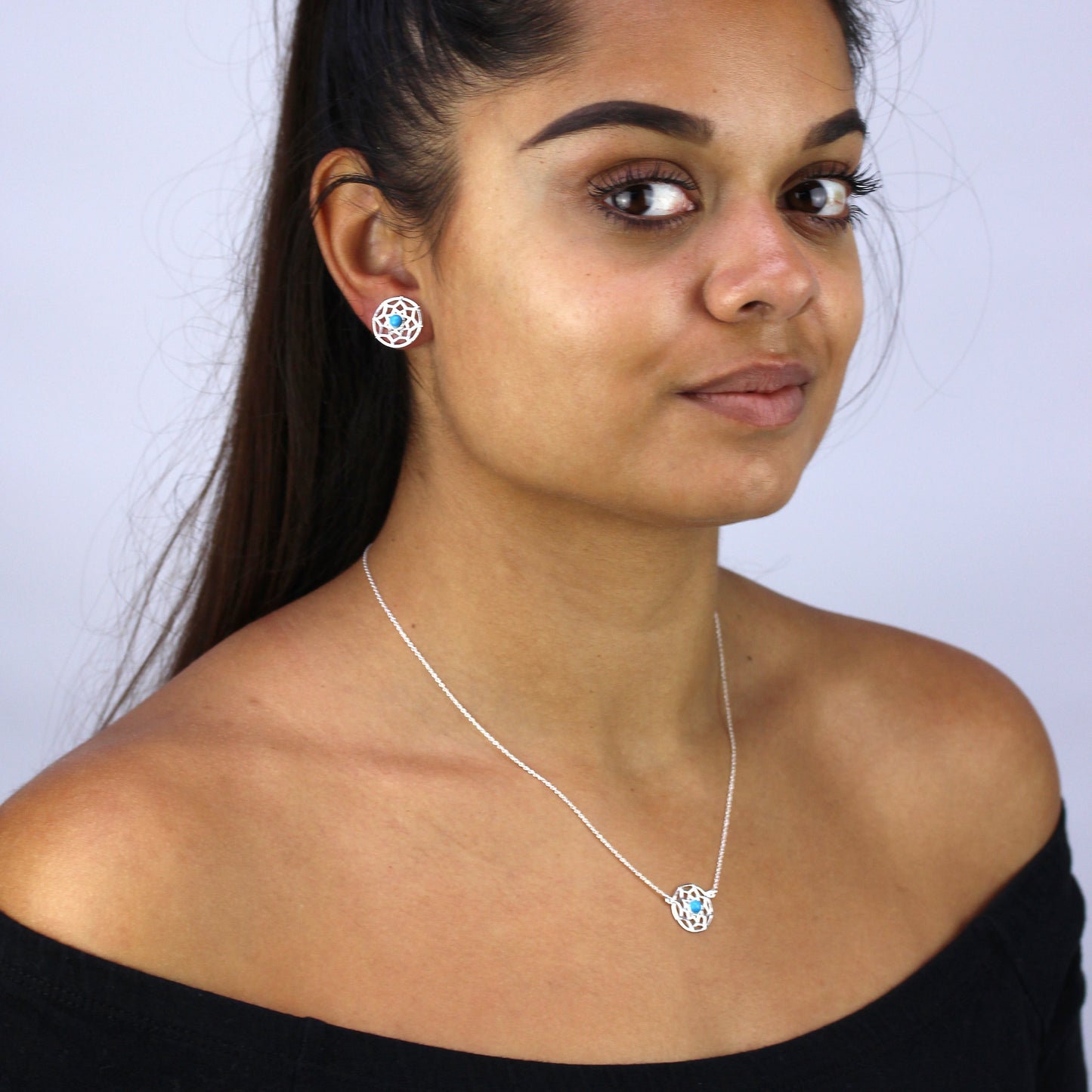 Collier attrape-rêves en argent sterling et émail bleu avec chaîne de 45 cm