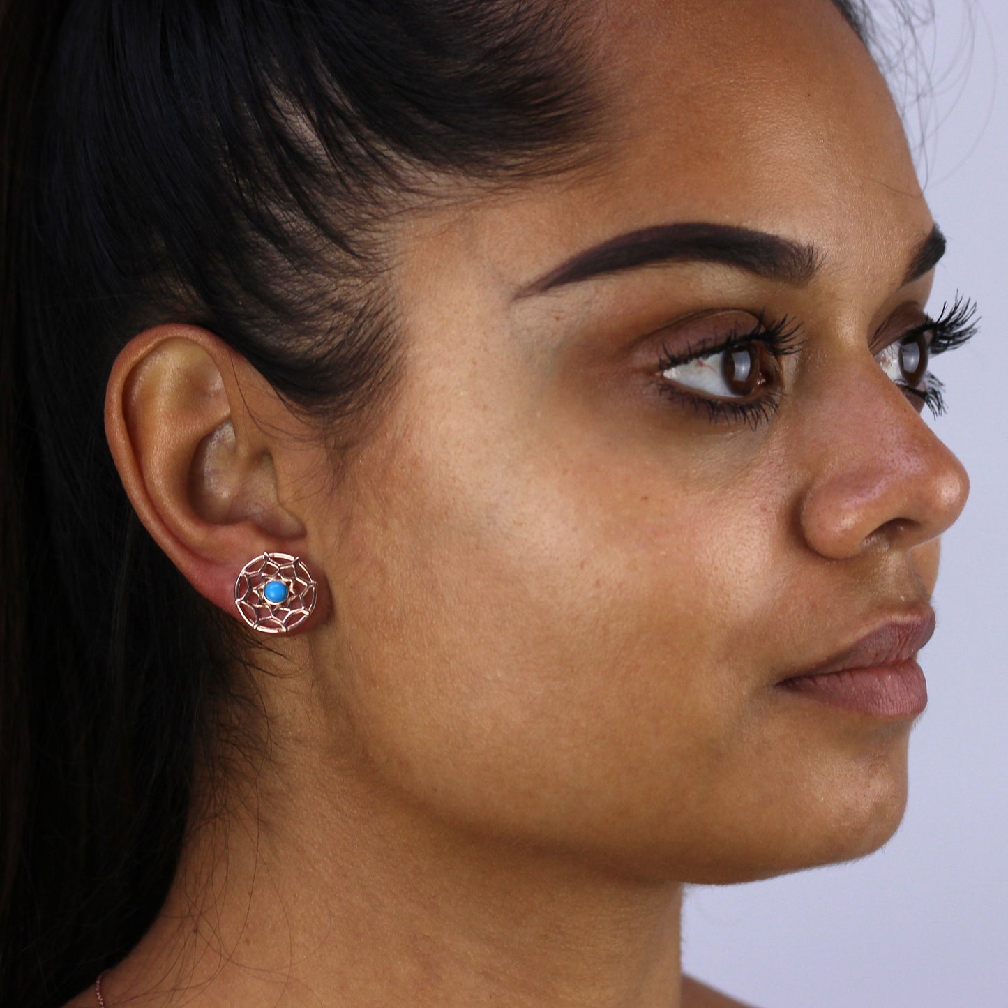 Boucles d'oreilles attrape-rêves en argent sterling plaqué or rose et émail bleu