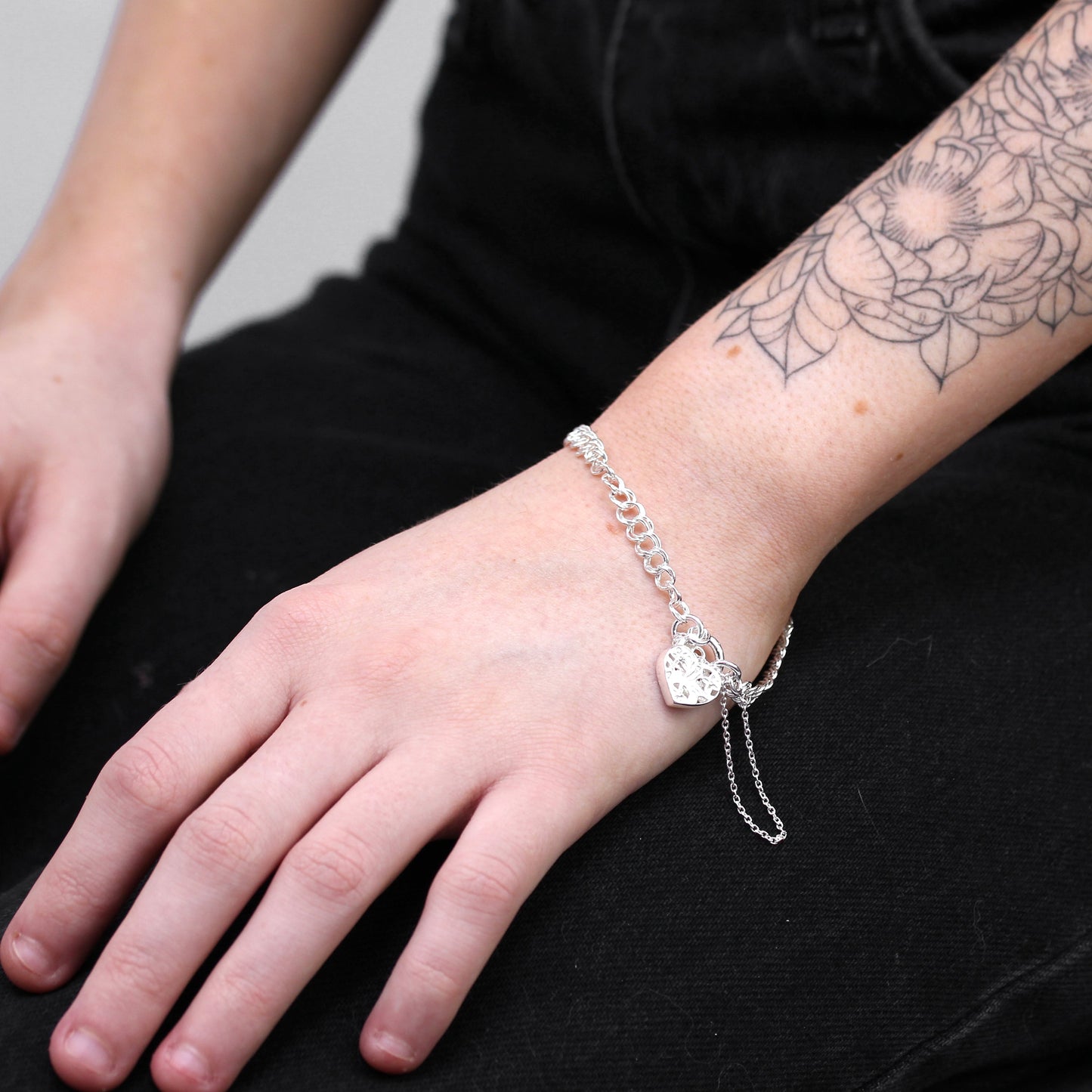 Bracelet à breloques en argent sterling avec double gourmette et cadenas en forme de cœur, 15 à 20 cm