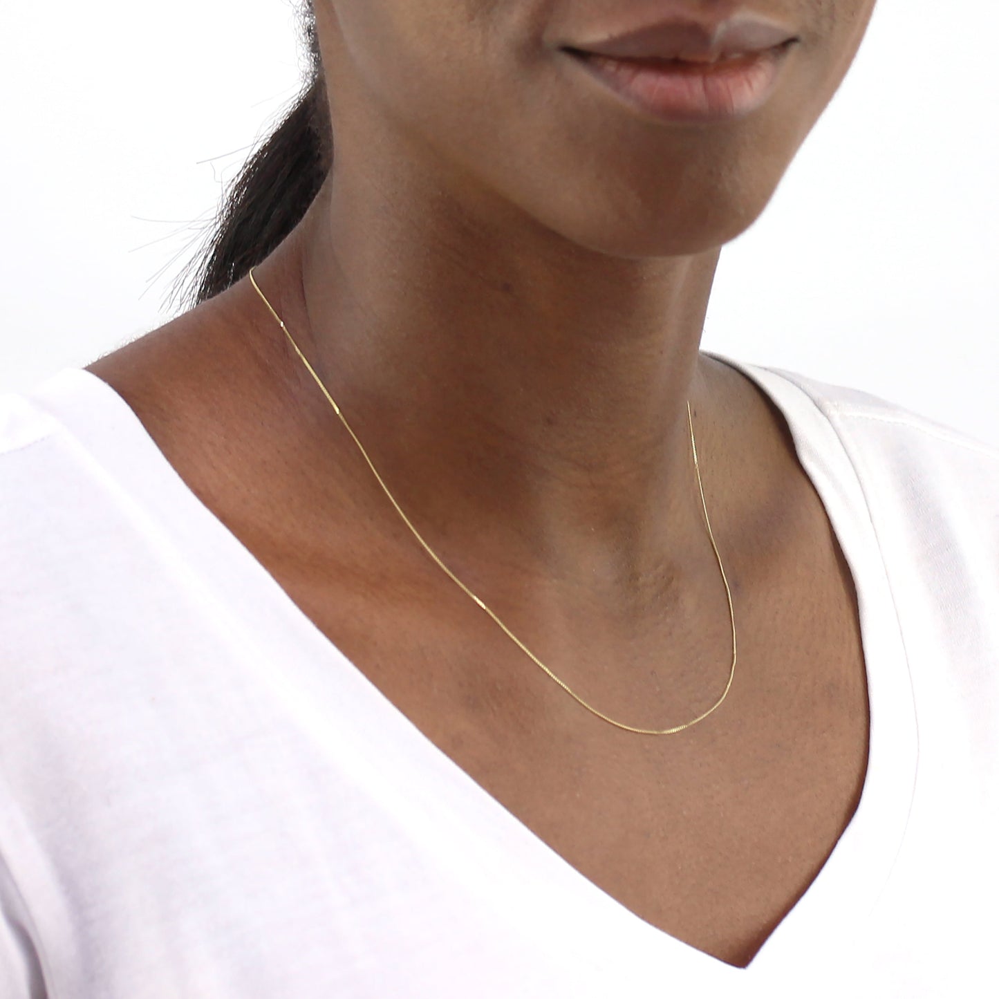 Collier chaîne gourmette en or 9 carats avec diamants taillés