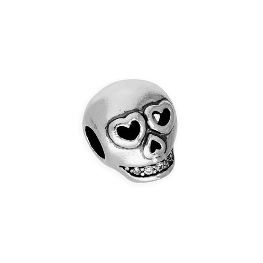 Breloque en argent sterling et cristal CZ transparent en forme de tête de mort avec cœurs