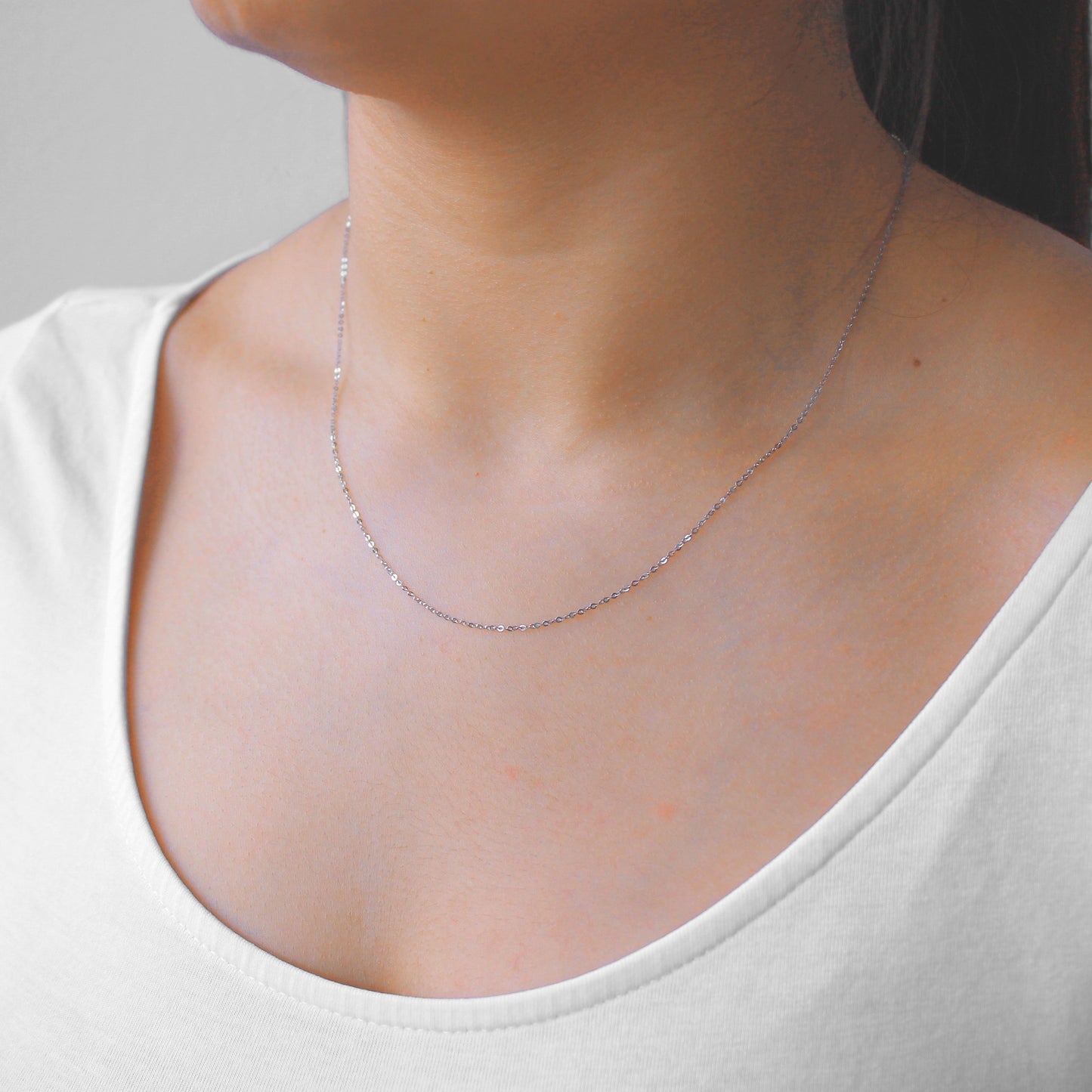 Chaîne martelée en or blanc 9 carats de 40 à 61 cm