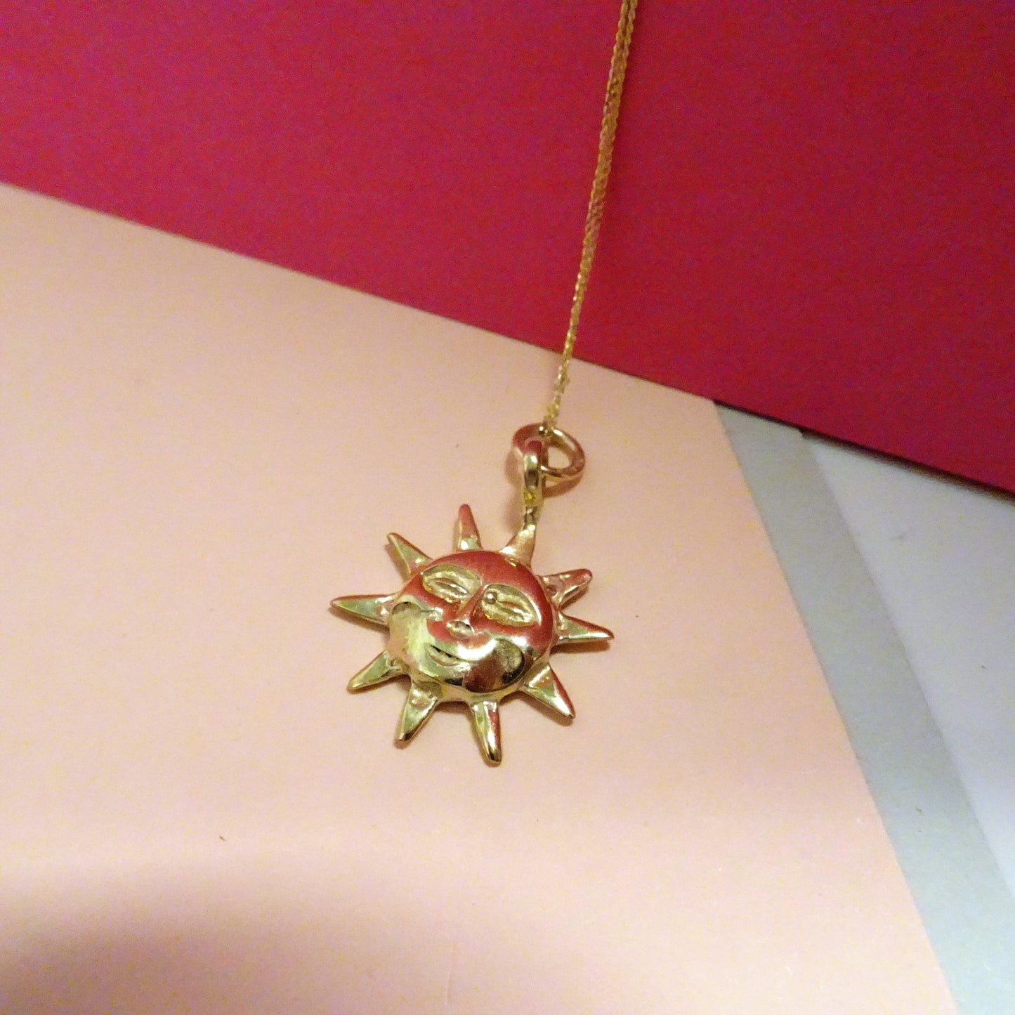 Collier soleil en or 9 carats - Chaîne de 45 cm