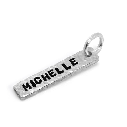 Breloque en argent sterling martelée personnalisée, fabriquée à la main
