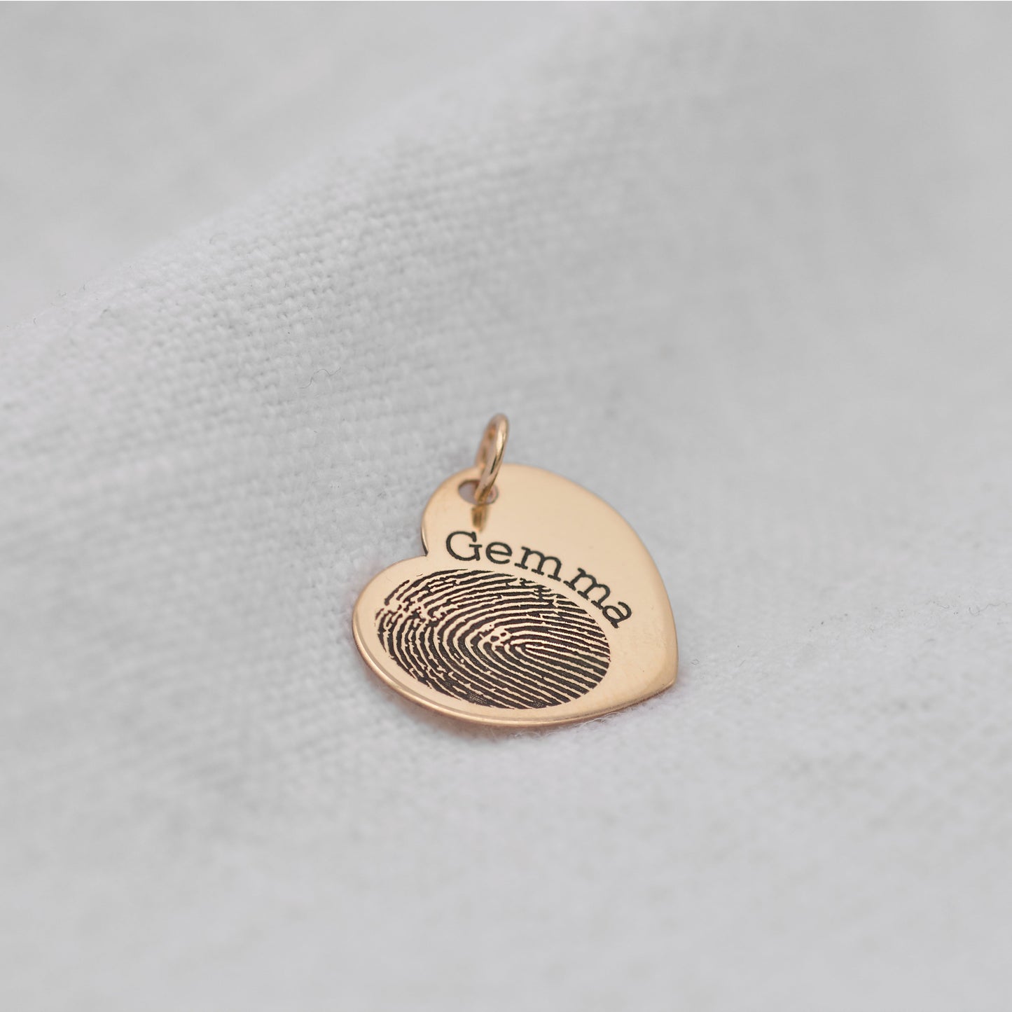 Breloque personnalisée en forme de cœur avec empreinte digitale en or 9 carats