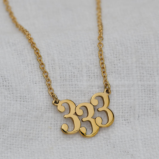 Collier personnalisé en or jaune 9 carats avec numéro d'ange - 45,7 cm