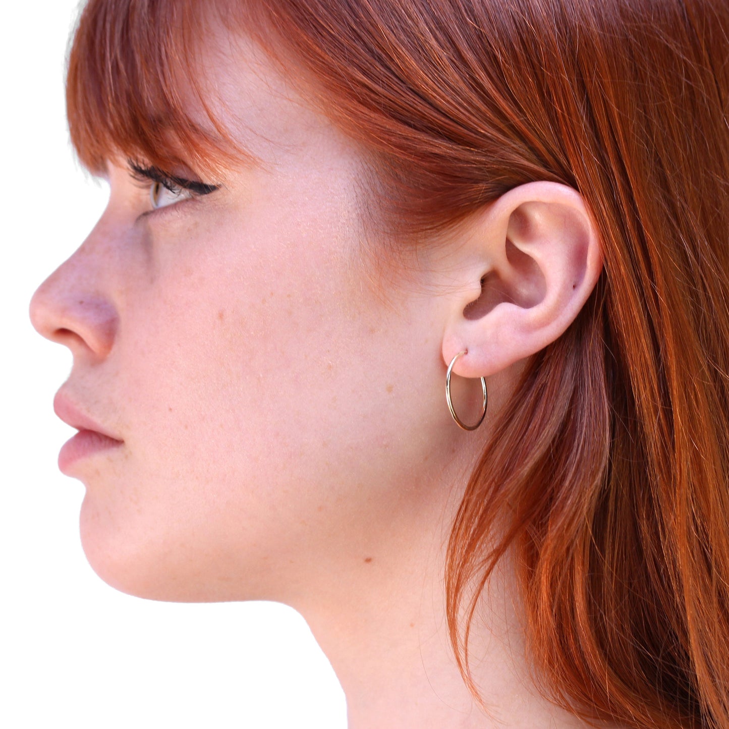 Boucles d'oreilles créoles moyennes en or 9 carats de 20 mm