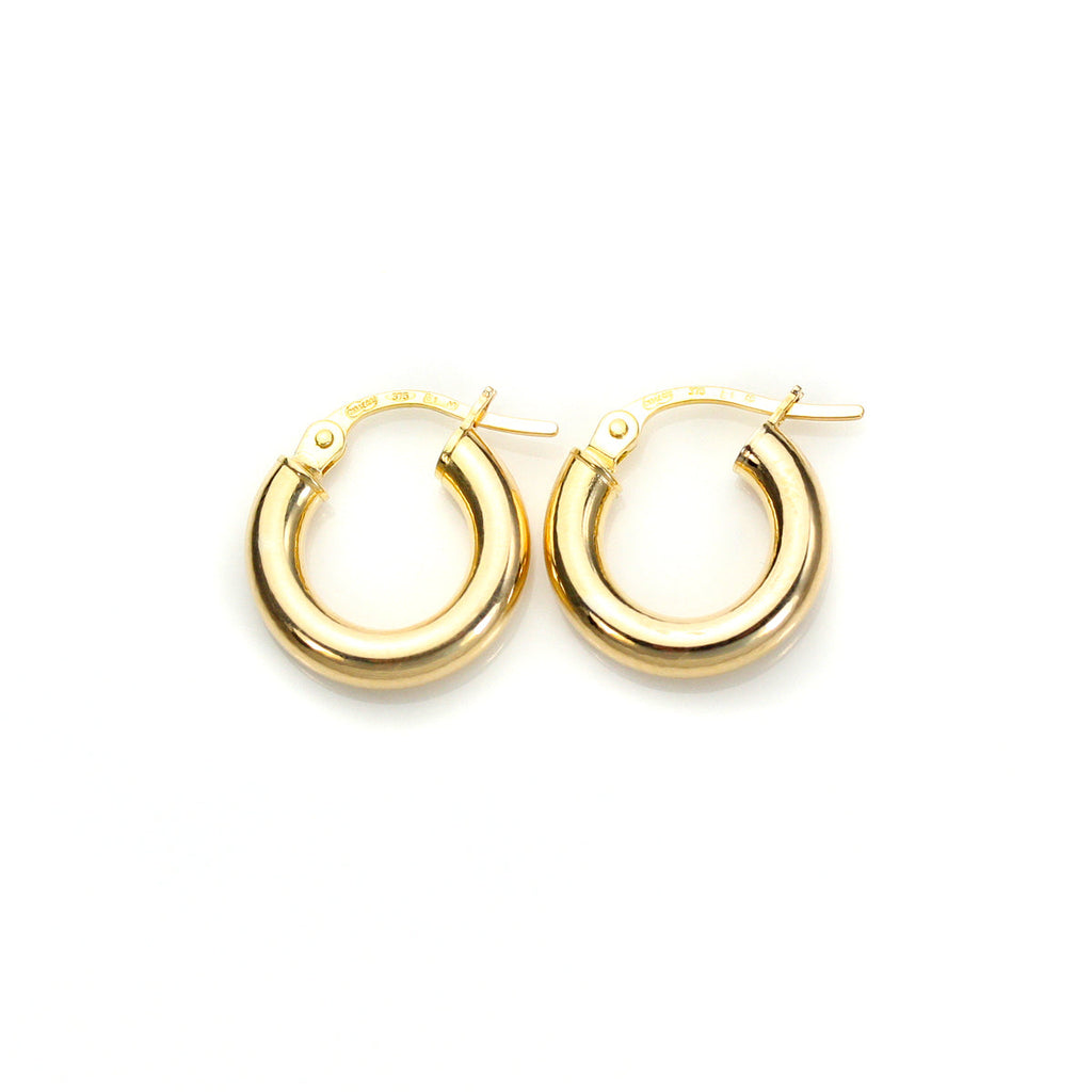 Boucles d'oreilles créoles unies en or jaune 9 carats